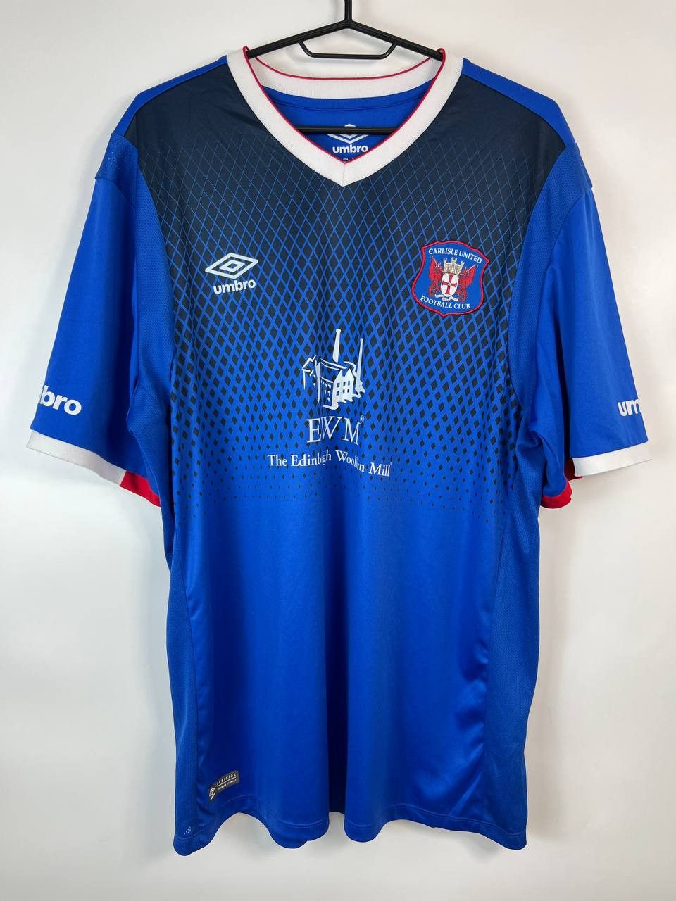 Umbro CARLISLE UNITED 2017 - 2018 Umbro Home Shirt Jersey Sz XL Size US XL / EU 56 / 4 - 1 Thumbnail