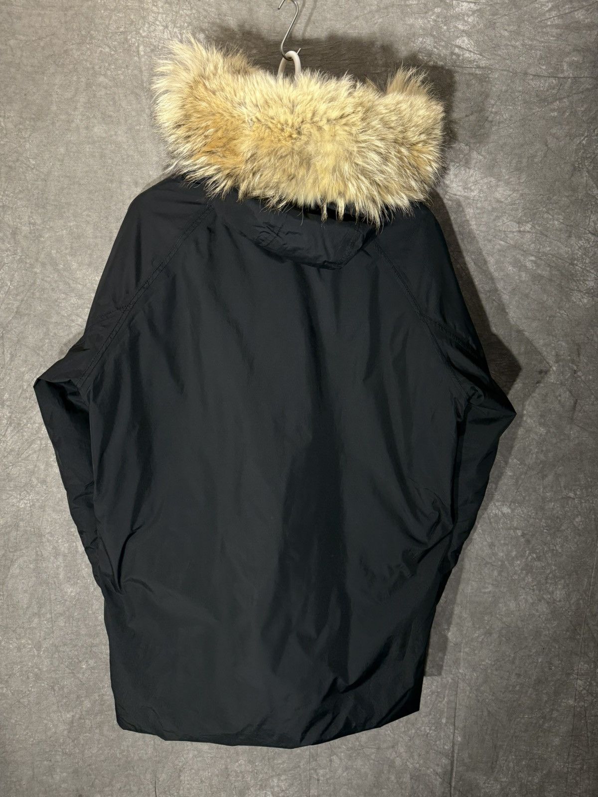 Prada Prada gore tex fur jacket red tab Size L / US 10 / IT 46 - 5 Thumbnail
