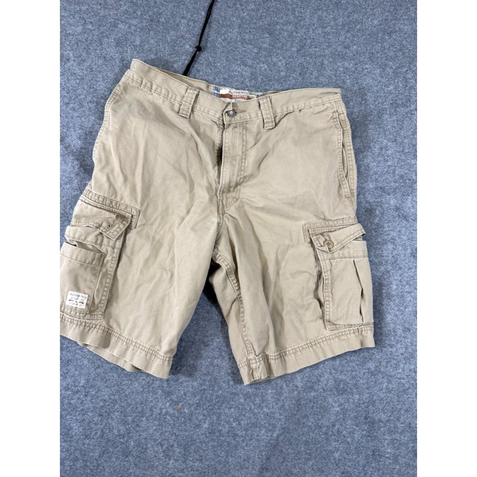Levi's Levi's Cargo Shorts Mens W33 Khaki Beige Utility Pockets Outdoor Casual Lightweight Cotton Size US 33 - 3 Thumbnail