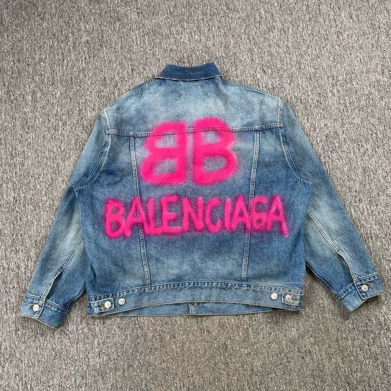 Balenciaga Balenciaga Blue spray paint effect logo print denim jacket Size US XS / EU 42 / 0 - 6 Thumbnail