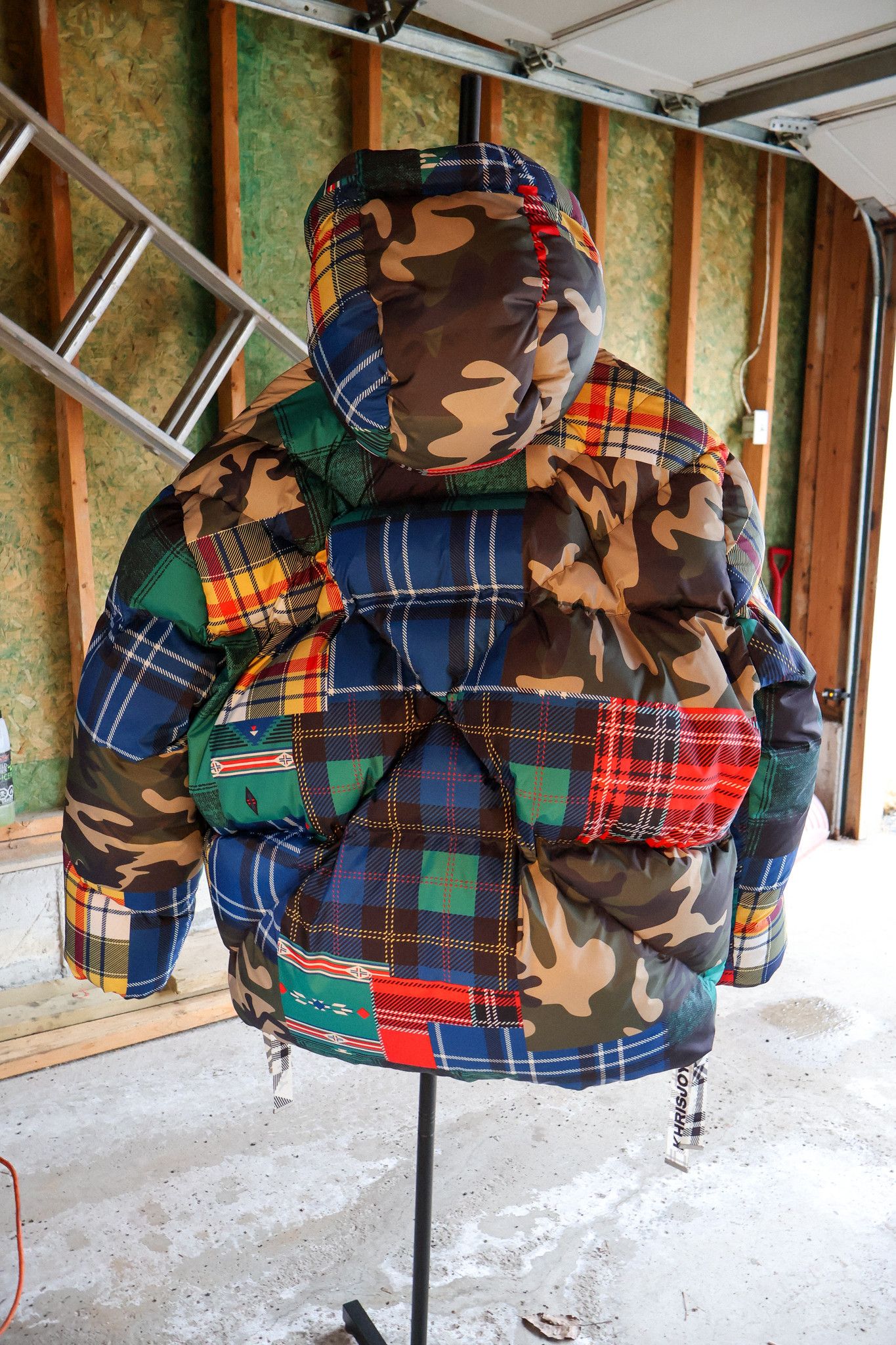 Khrisjoy Khrisman Down Puffer Jacket In Camo Check Print Size US XL / EU 56 / 4 - 3 Thumbnail