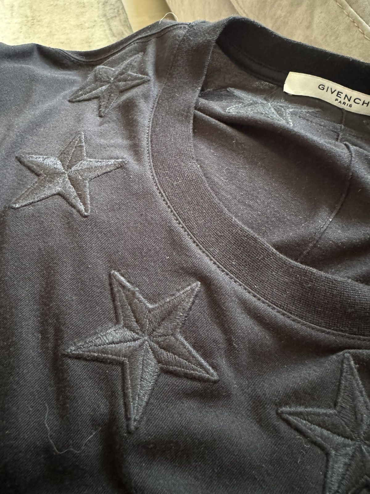 Givenchy GIVENCHY long sleeve tshirt sizes IN PHOTOS by tape measure Size US S / EU 44-46 / 1 - 15 Thumbnail