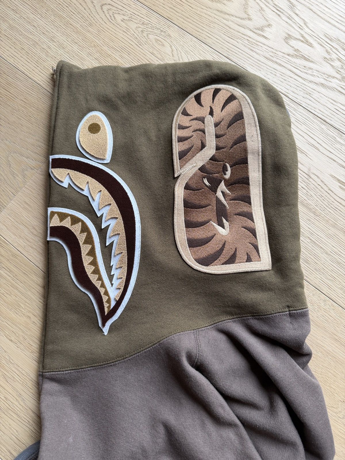 Bape Bape Color Block Shark Hoodie Size US L / EU 52-54 / 3 - 4 Thumbnail