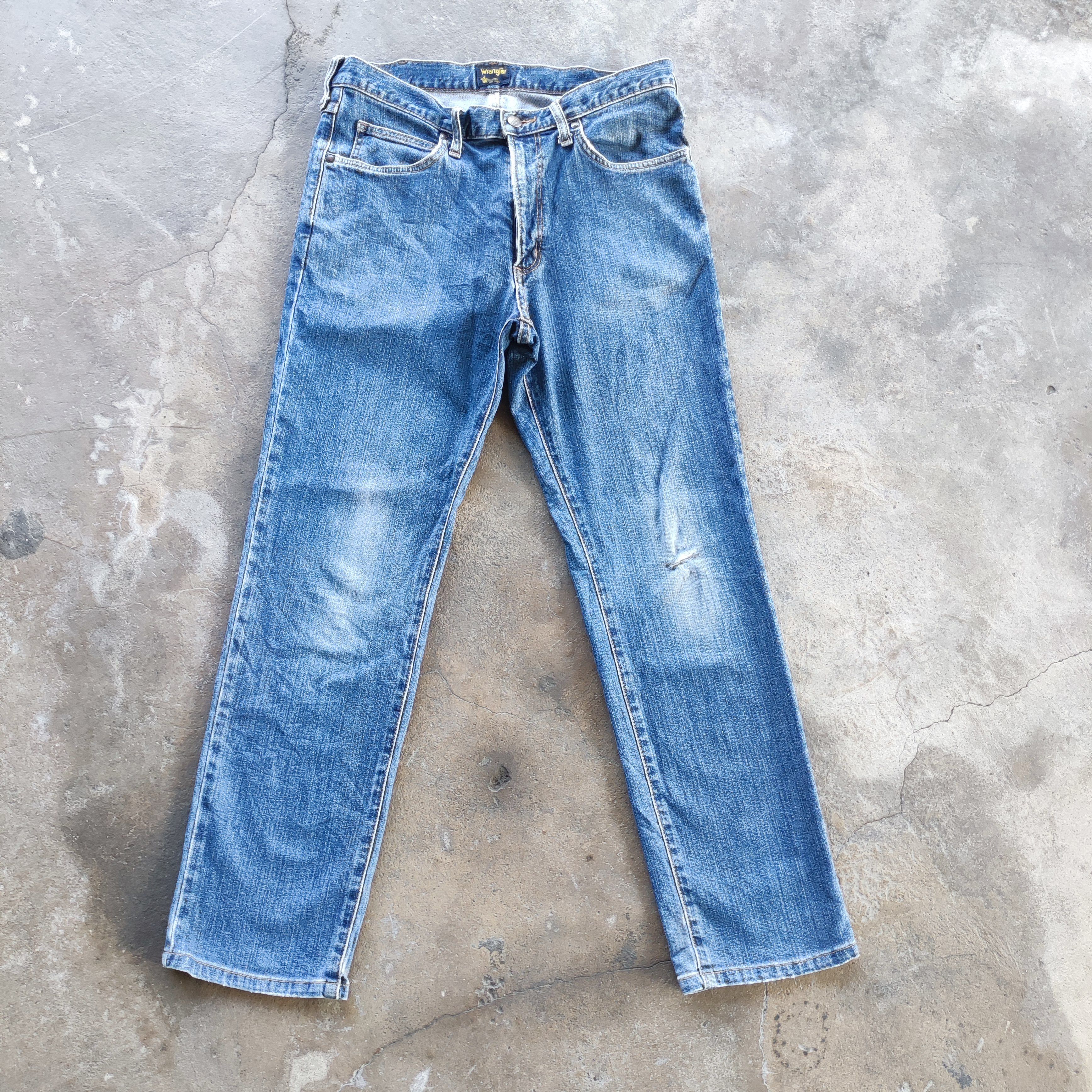 Wrangler Vintage Wrangler Brand Jeans Ripped Faded pants Size US 33 - 1 Thumbnail
