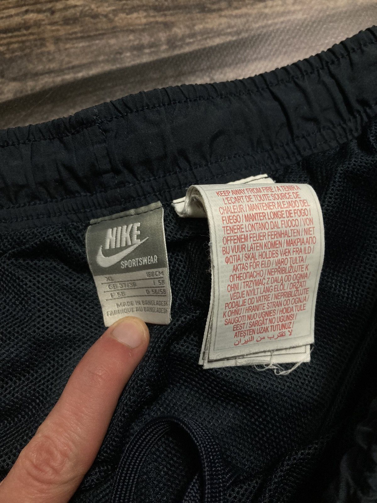 Nike Nike nylon pants XL size Size US 34 / EU 50 - 5 Thumbnail