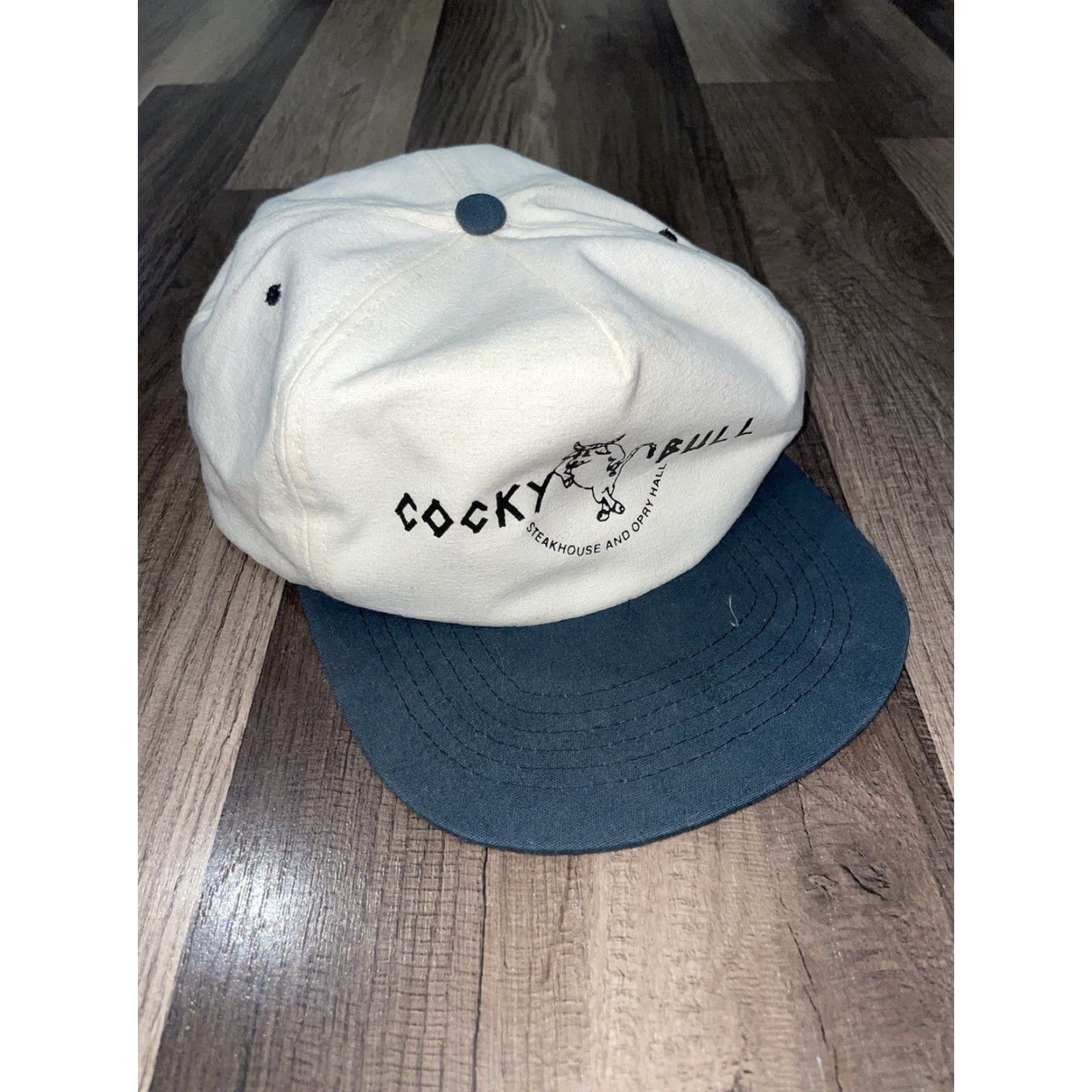 Vintage VINTAGE Cocky Bull Steakhouse and Opra House SnapBack Size ONE SIZE - 2 Thumbnail