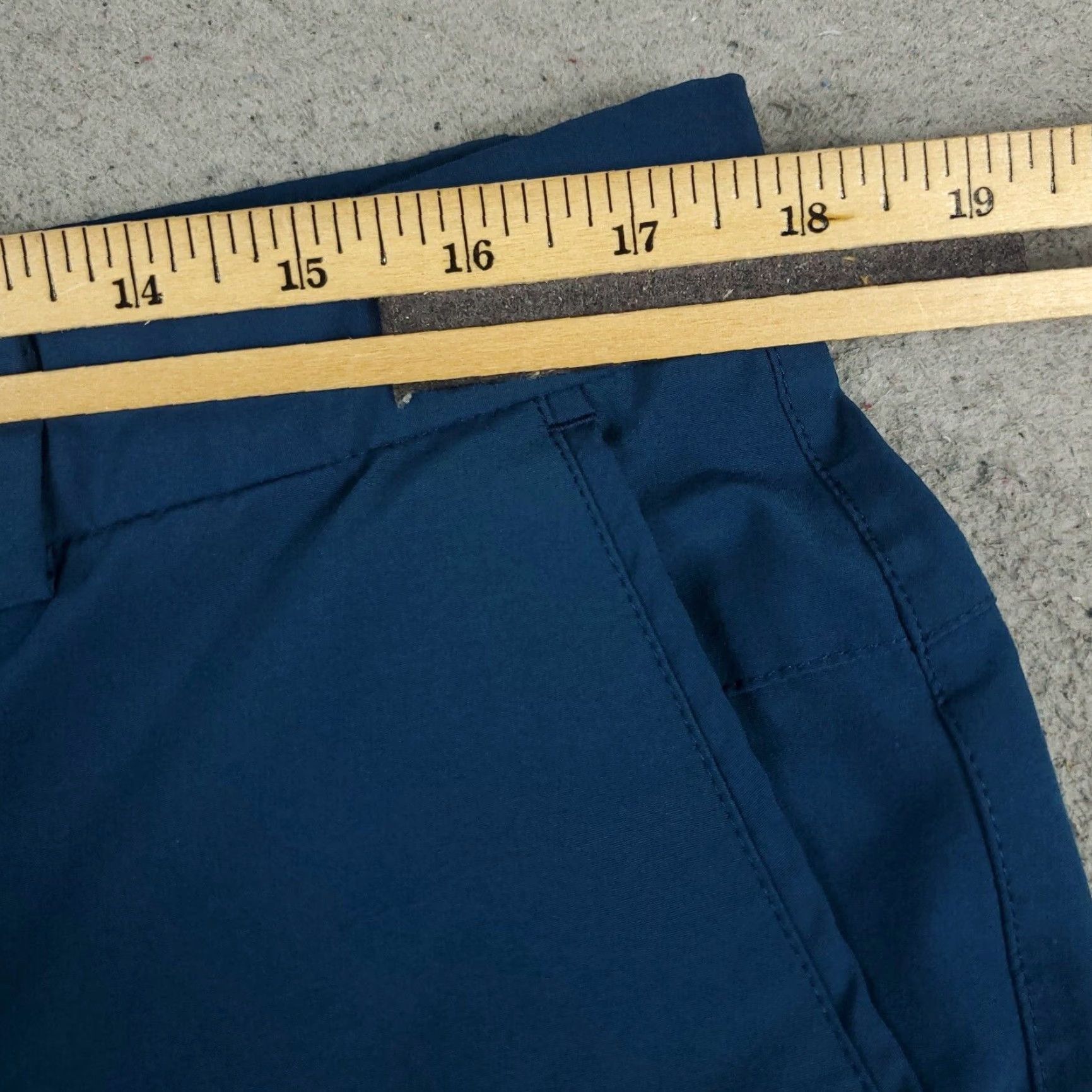 Nike Nike Shorts Mens Size 34 Blue Golf Dri Fit Casual Flat Front Chino Size US 34 / EU 50 - 4 Thumbnail