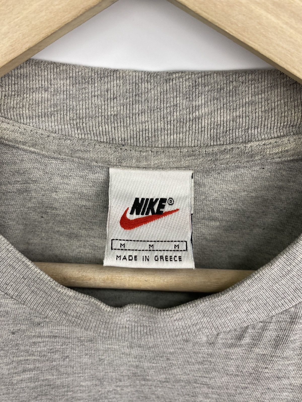 Nike 🇺🇸 Vintage 90s Nike Just Do It Swoosh Retro T-Shirt Hype Y2K Size US M / EU 48-50 / 2 - 10 Thumbnail