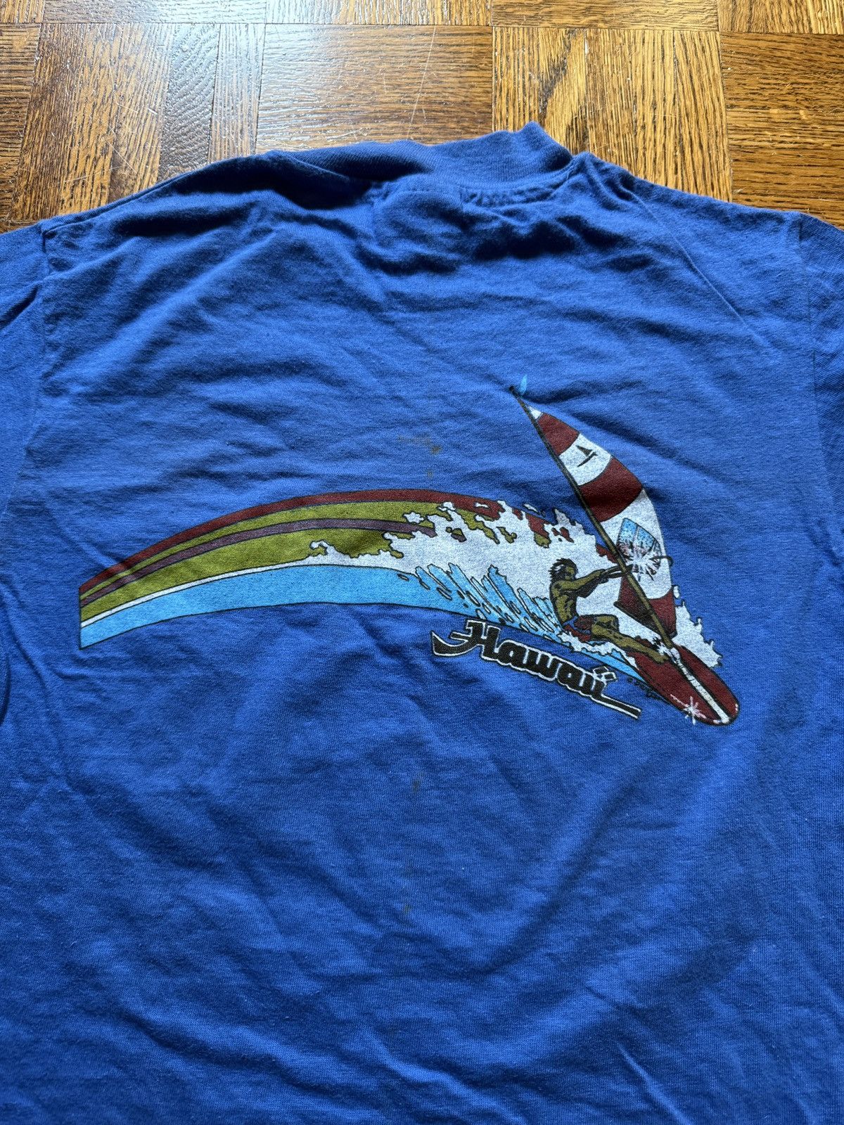 Vintage Vintage 80s Hawaii Surfer Graphic Pocket Tee Size US S / EU 44-46 / 1 - 7 Thumbnail
