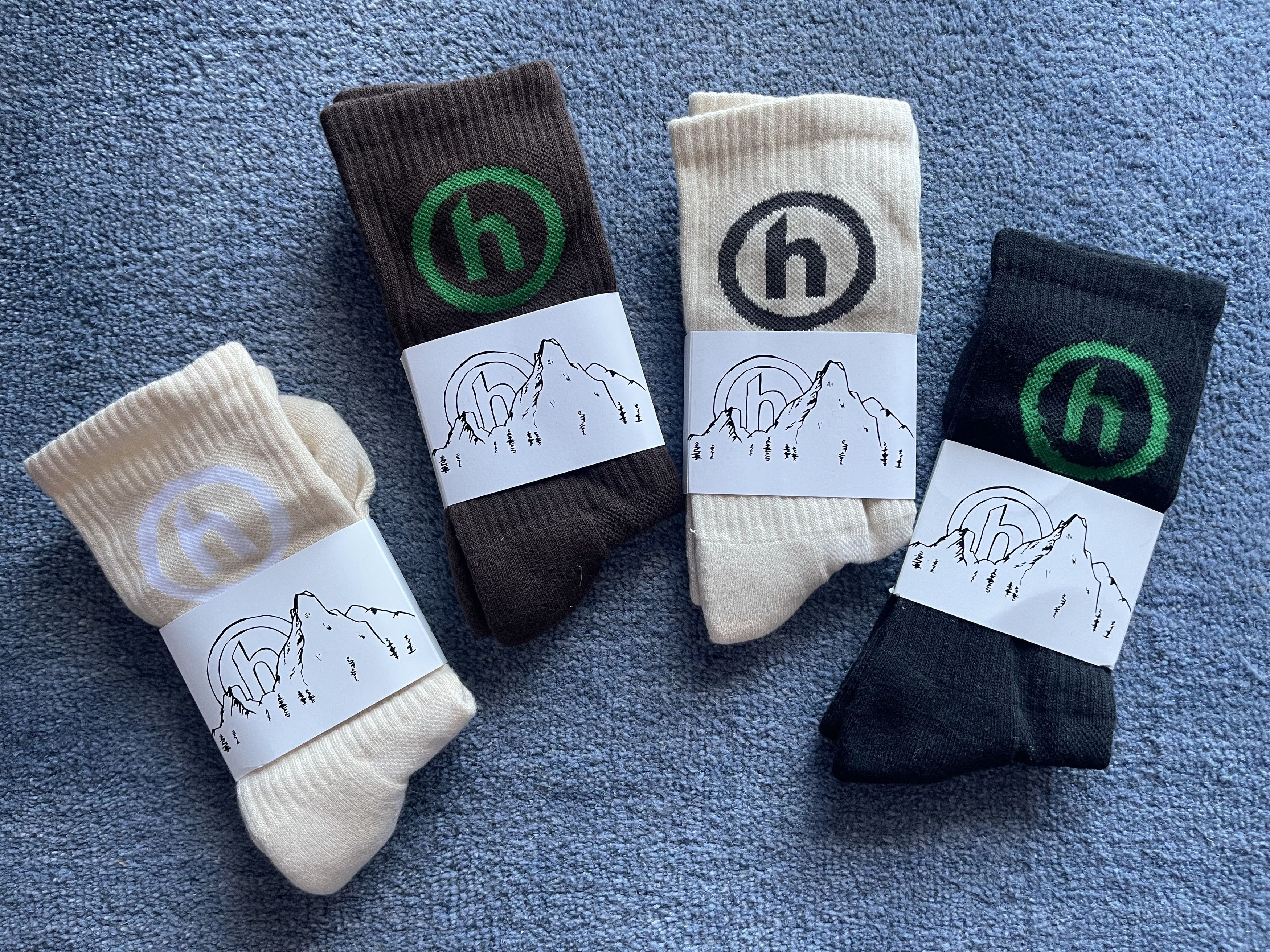 HIDDEN Hidden NY Socks 4 Pair Set Cream Brown Natural Black Size ONE SIZE - 1 Thumbnail