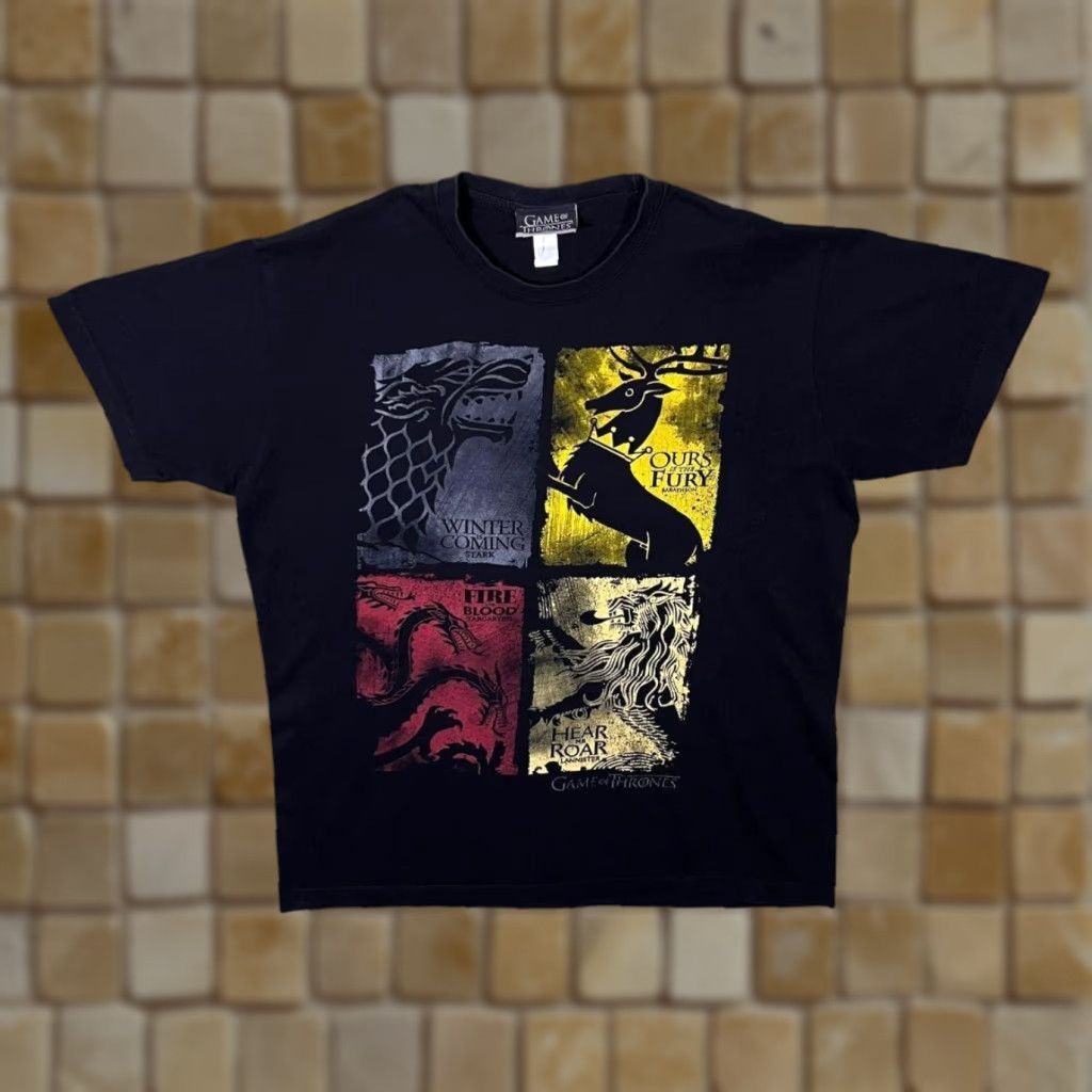 Vintage Game Of Thrones Shirt Mens Large Black Graphic Spellout Front T-Shirt 2016 TV Show Graphic Print Short Sleeve Cotton Logo 90s? Size US L / EU 52-54 / 3 - 1 Thumbnail