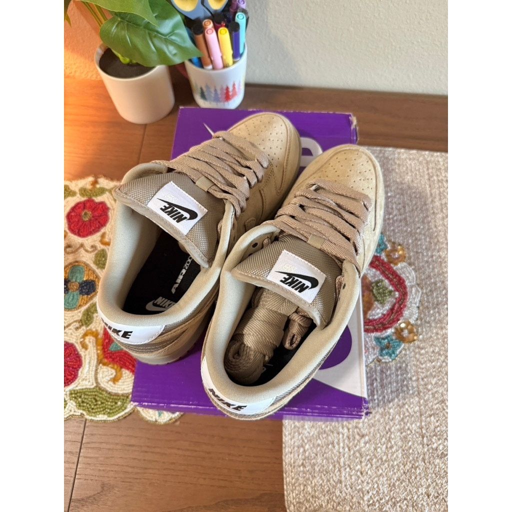 Nike Nike SB Dunk Low Pro B Parachute Beige Pale Ivory Sail ISO Size US 8 / EU 41 - 5 Thumbnail