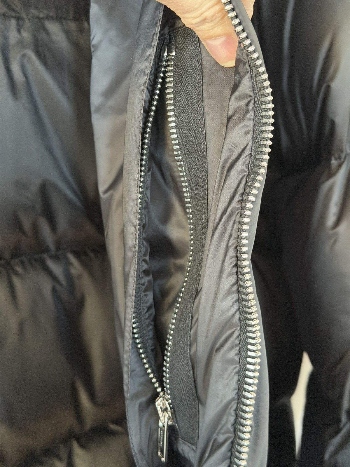 Moncler × Rick Owens Cyclopic Genuine Shearling Trim Down Puffer Jacket Black 4 Size US XL / EU 56 / 4 - 11 Thumbnail