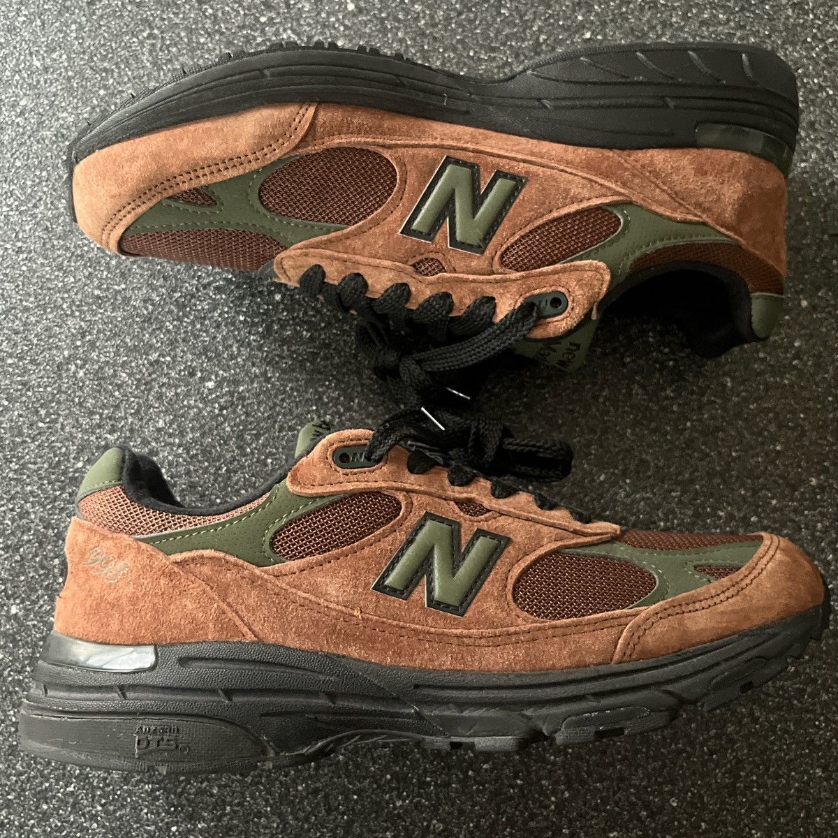 Aime Leon Dore × New Balance New Balance 993 Aime Leon Dore Brown Size US 8.5 / EU 41-42 - 2 Thumbnail