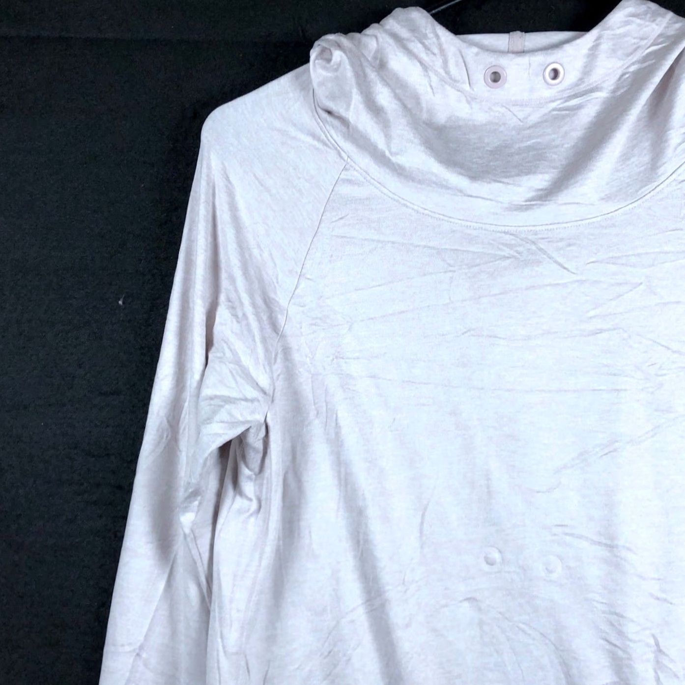 Athleta Athleta Hoodie Womens Sweatshirt Champagne Uptempo Long Sleeve Stretch Small Beige Jersey Pullover Casual Activewear Shirts? Size S / US 4 / IT 40 - 4 Thumbnail