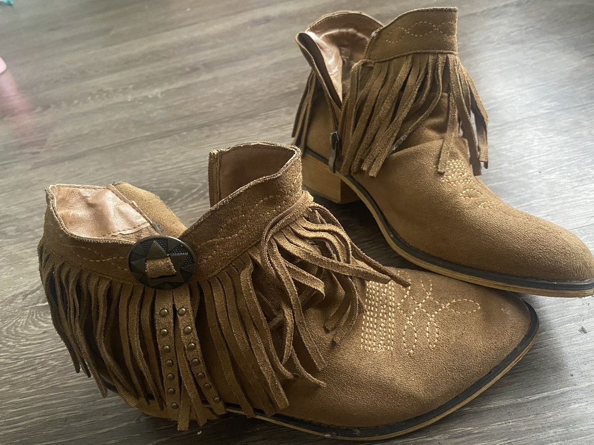 Vintage Boots (size 7) Size US 7.5 / IT 37.5 - 1 Thumbnail