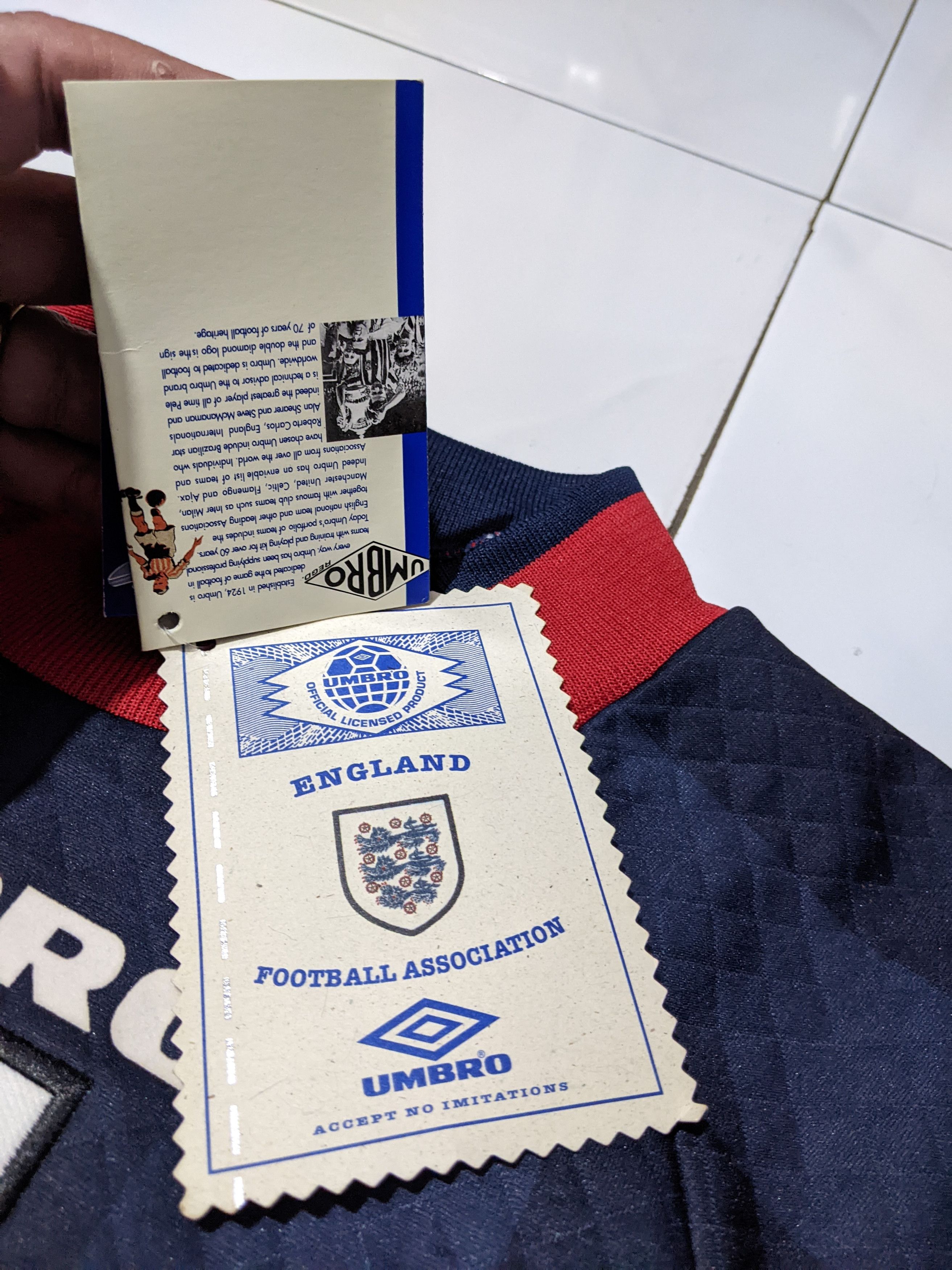 Umbro England 1997-98 Away Goalkeeper seaman football shirt Size US S / EU 44-46 / 1 - 6 Thumbnail