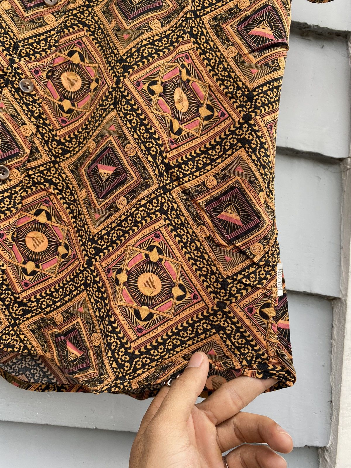 Volcom Volcom Stone Graphic Triangle Print Traditional Batik Style Size US S / EU 44-46 / 1 - 8 Thumbnail