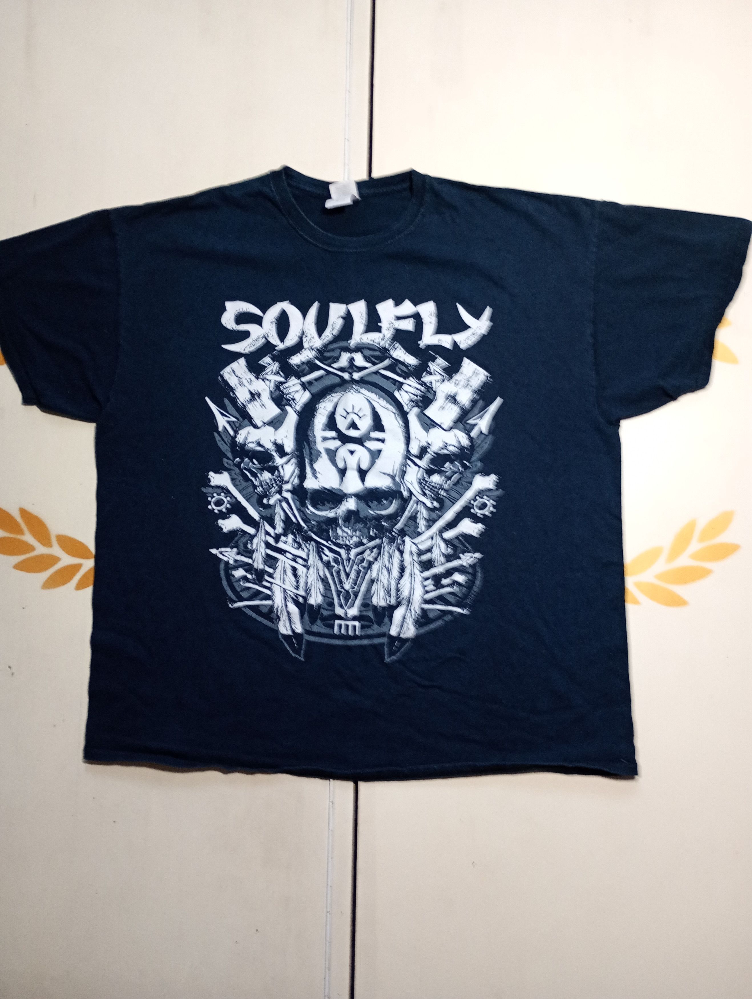 Band Tees × Gildan Gildan Soulfly Savages European Tour 2014 T-Shirt Size US XXL / EU 58 / 5 - 2 Thumbnail