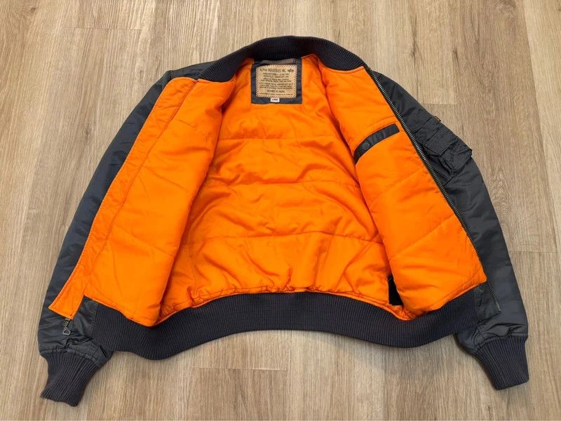Alpha Industries Alpha Industries MA-1 Bomber Boxy Nylon Jacket size L Size US L / EU 52-54 / 3 - 3 Thumbnail