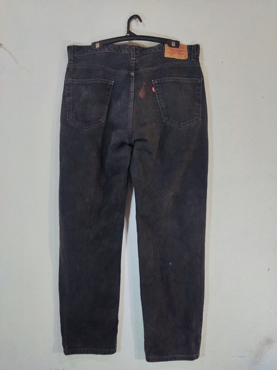Levi's vintage levis 550 relaxed fit black denim nice design Size US 37 - 1 Thumbnail