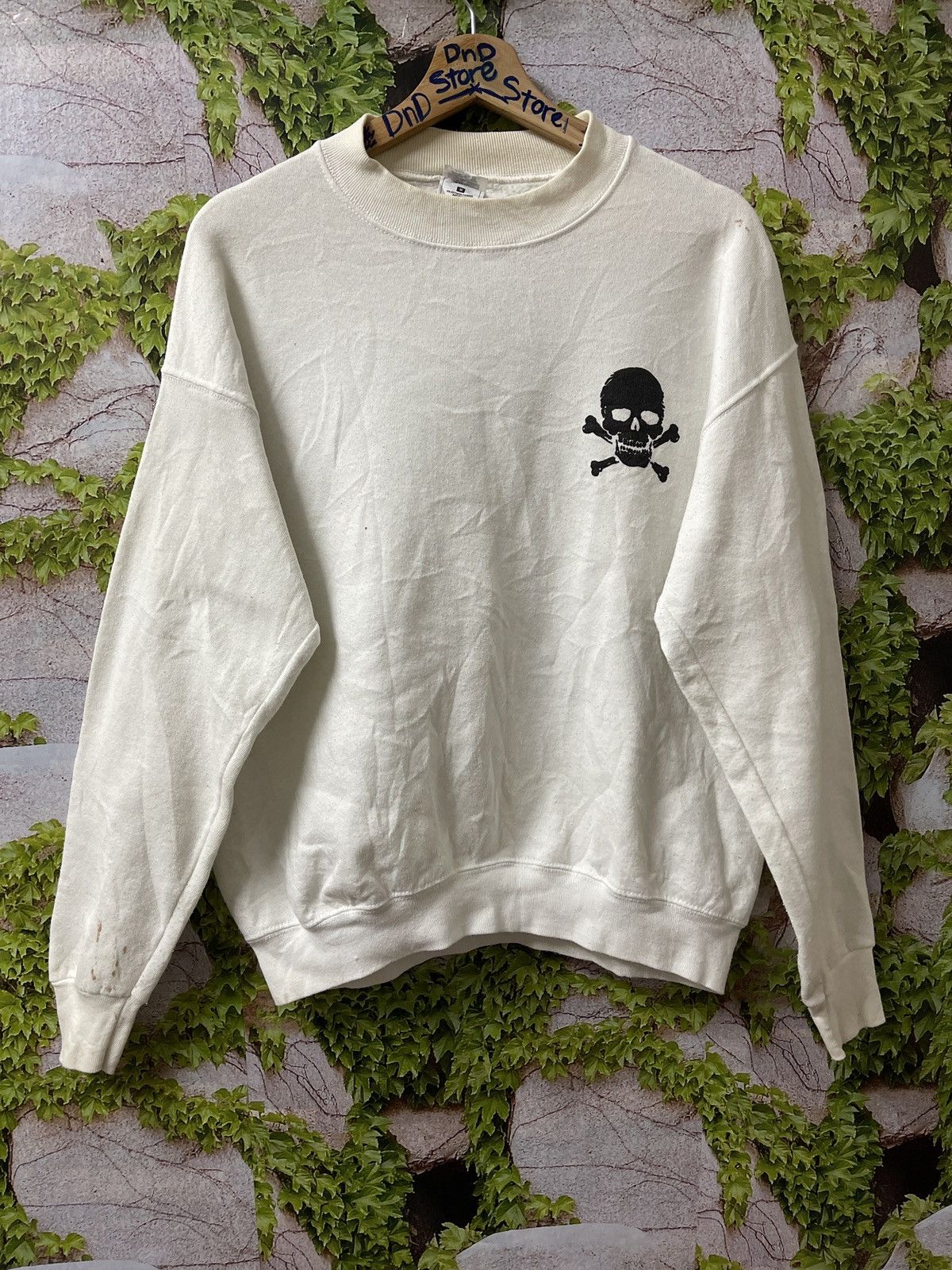 Japanese Brand VINTAGE Y2K SKULL CREWNECK VERY RARE Size US M / EU 48-50 / 2 - 5 Thumbnail