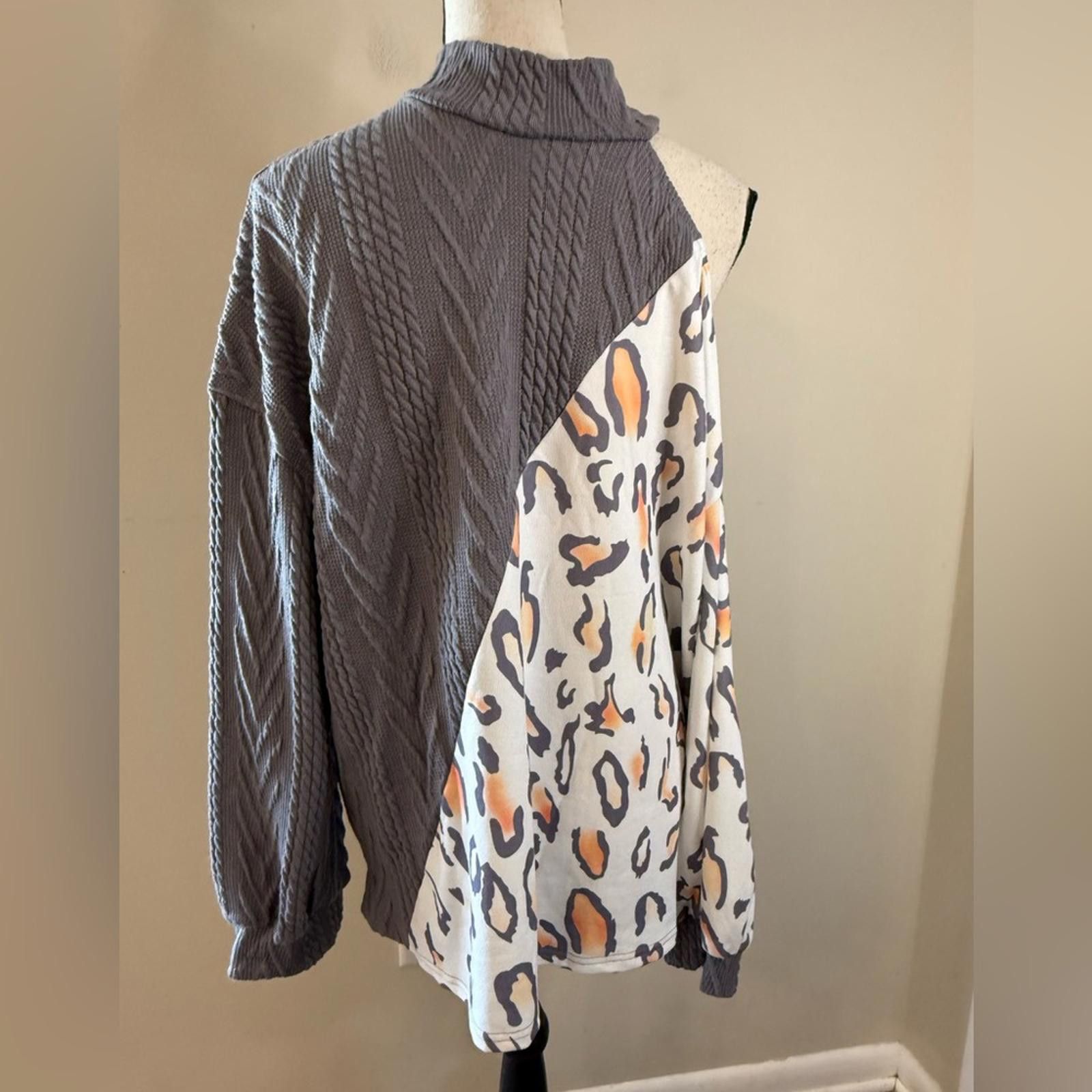 Other Cold Shoulder color block sweater gray & pink leopard SZ XL Size XL / US 12-14 / IT 48-50 - 1 Thumbnail