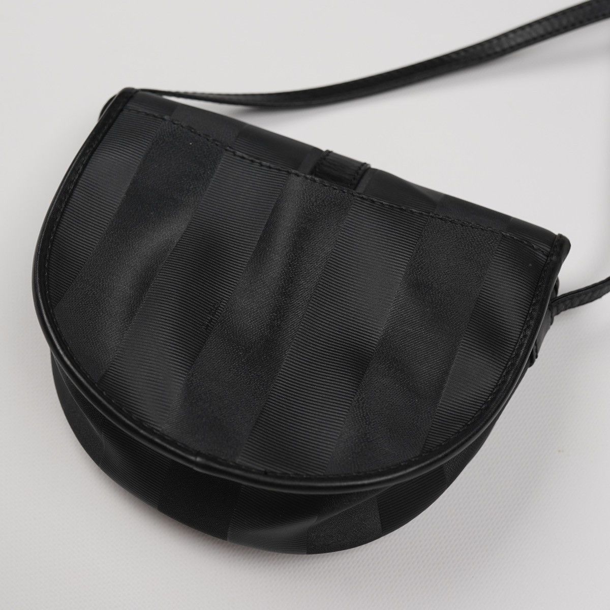 Fendi Fendi Vintage Black Half Moon Pequin Bag Mint Rare Size ONE SIZE - 7 Thumbnail
