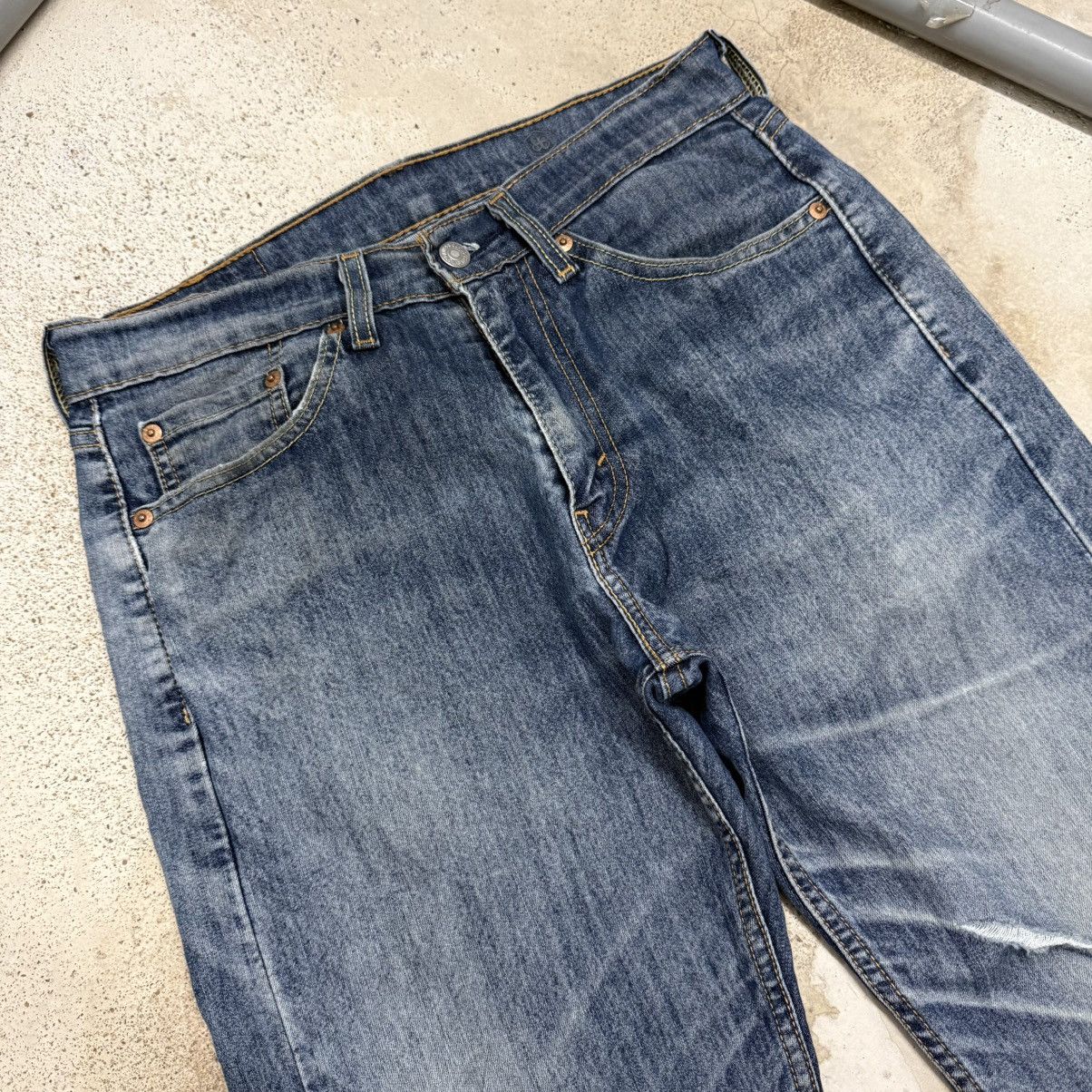 Levi's Levis 505 Worn Distressed Jeans Denim Pants Size US 29 - 4 Thumbnail