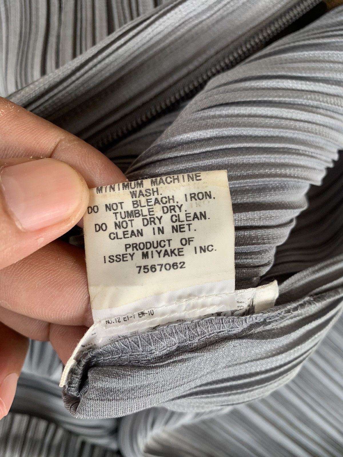 Pleats Please Issey Miyake Pleats please issey miyake vest hoodie Size XL / US 12-14 / IT 48-50 - 6 Thumbnail