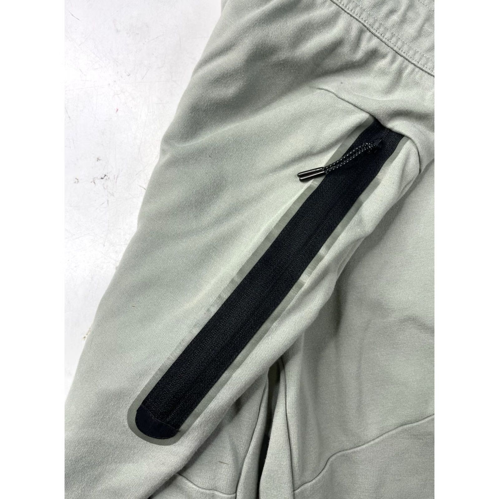 Nike Nike Air Sportswear Tech Fleece Sweatpants Mens M Size US 31 - 5 Thumbnail