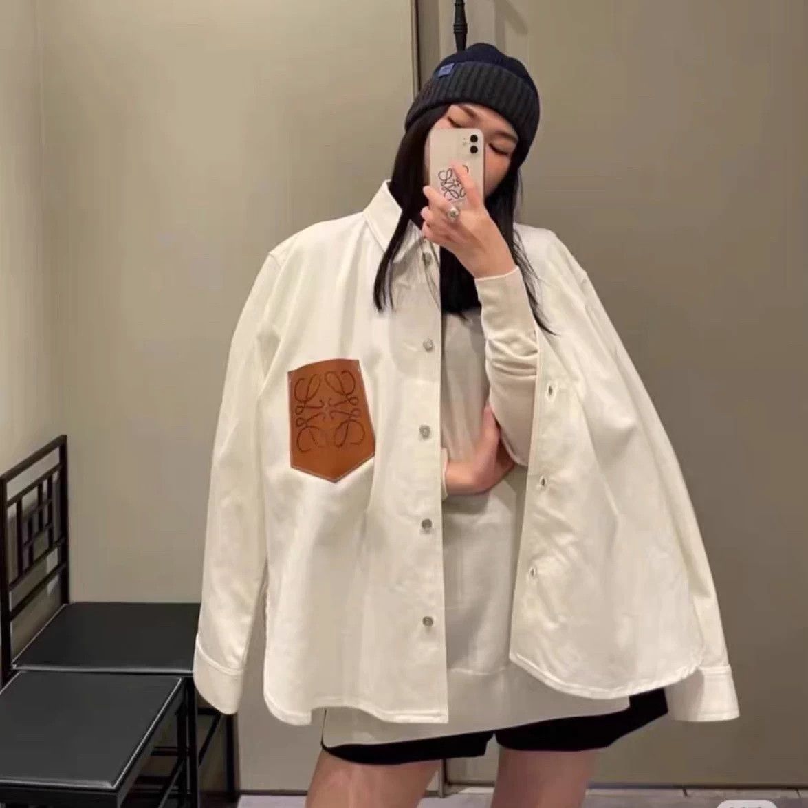 Loewe LOEWE leather logo patch oversized shirt jacket 34 Size XXS / US 00 / IT 34 - 1 Thumbnail