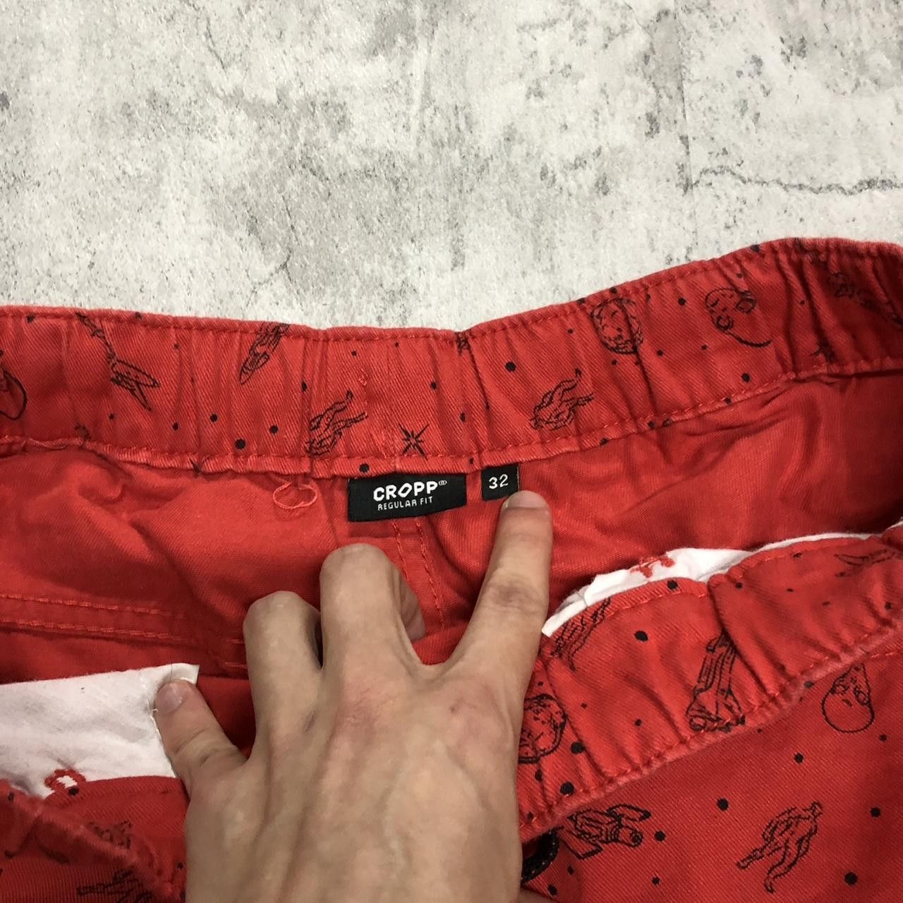 Other Croppt red and black shorts #skater Size US 32 / EU 48 - 3 Thumbnail