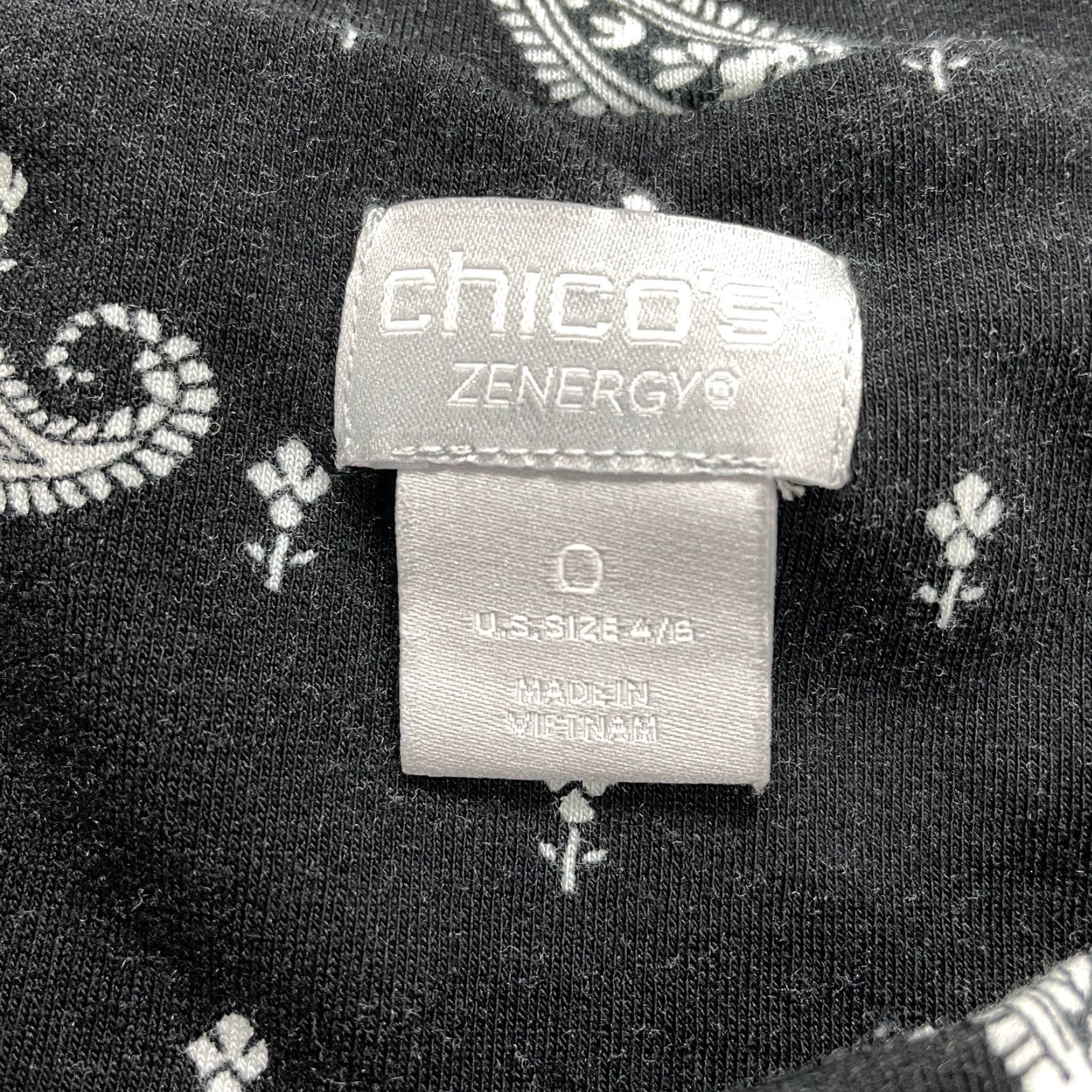 Vintage VINTAGE Chico's Zenergy Women's T-Shirt Sleeveless Basic Casual Fall Spring Summer Black Paisley Size S Size S / US 4 / IT 40 - 3 Thumbnail