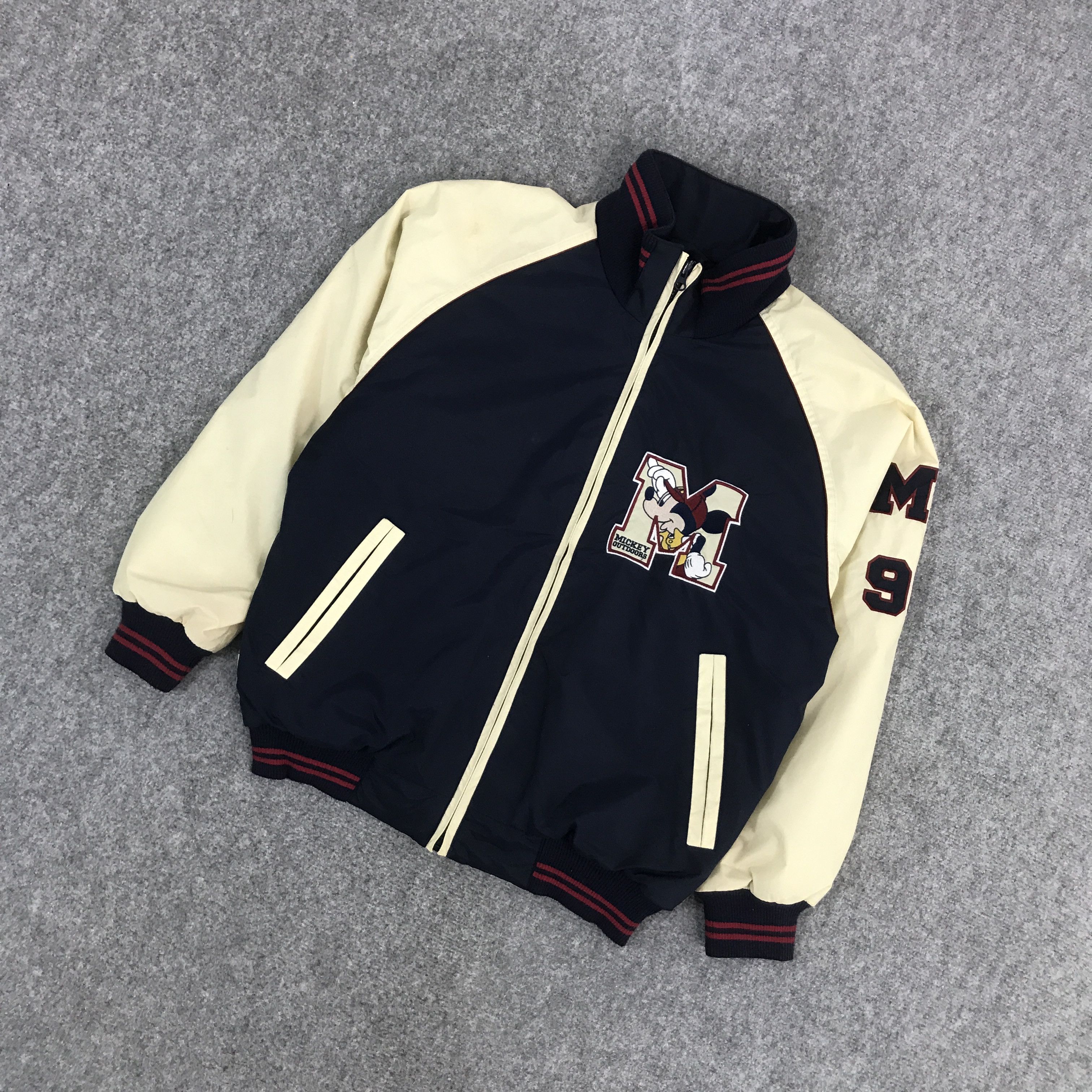 Cartoon Network × Mickey Mouse MICKEY OUTDOORS X LOGOS CARTON JACKET Size US L / EU 52-54 / 3 - 5 Thumbnail