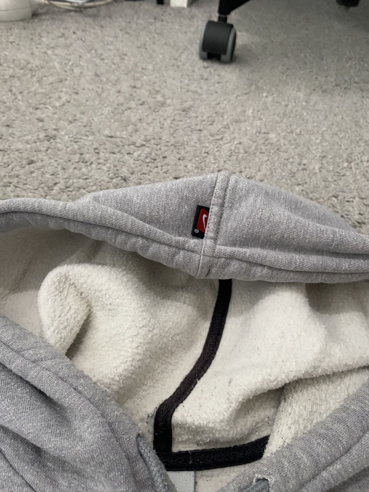 Nike × Vintage Nike Spell out Hoodie boxy fit XL silver tag 00s vintage y2k Size US XL / EU 56 / 4 - 13 Thumbnail