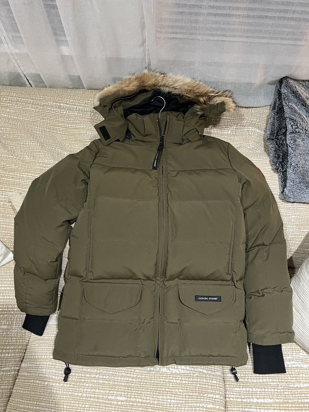 Canada Goose Canada Goose Solaris Parka Size Medium Woman’s Size M / US 6-8 / IT 42-44 - 2 Thumbnail