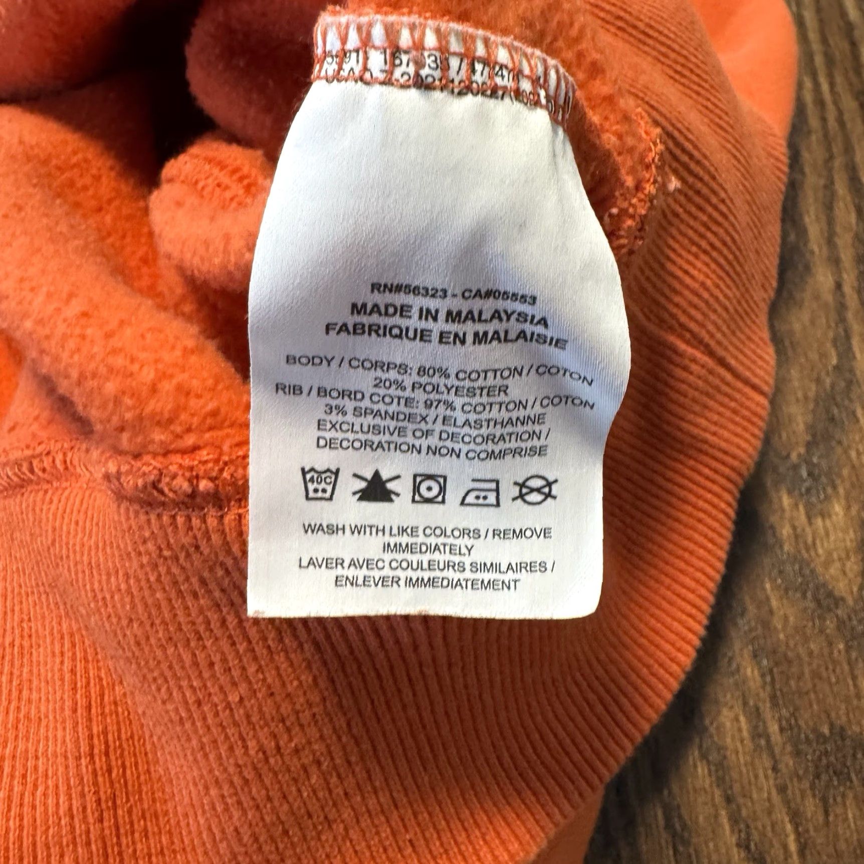 Nike VINTAGE Nike Y2K Crewneck Orange Crop Top Sweatshirt Center Swoosh Embroidered Small Size S / US 4 / IT 40 - 7 Thumbnail