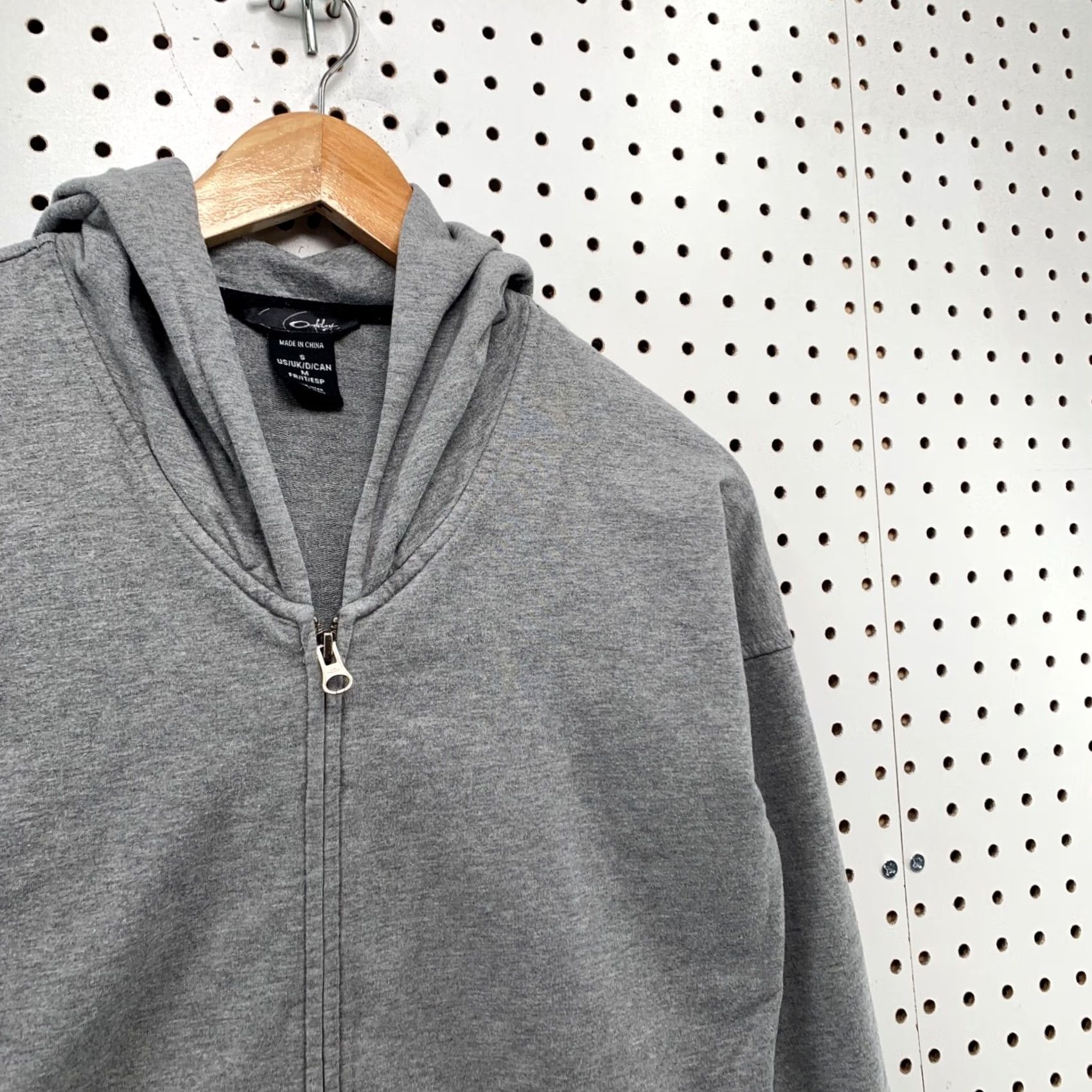 Oakley Oakley Zip Hoodie Sweatshirt Womens Small Gray Lightweight Hooded 19x25 Size S / US 4 / IT 40 - 7 Thumbnail