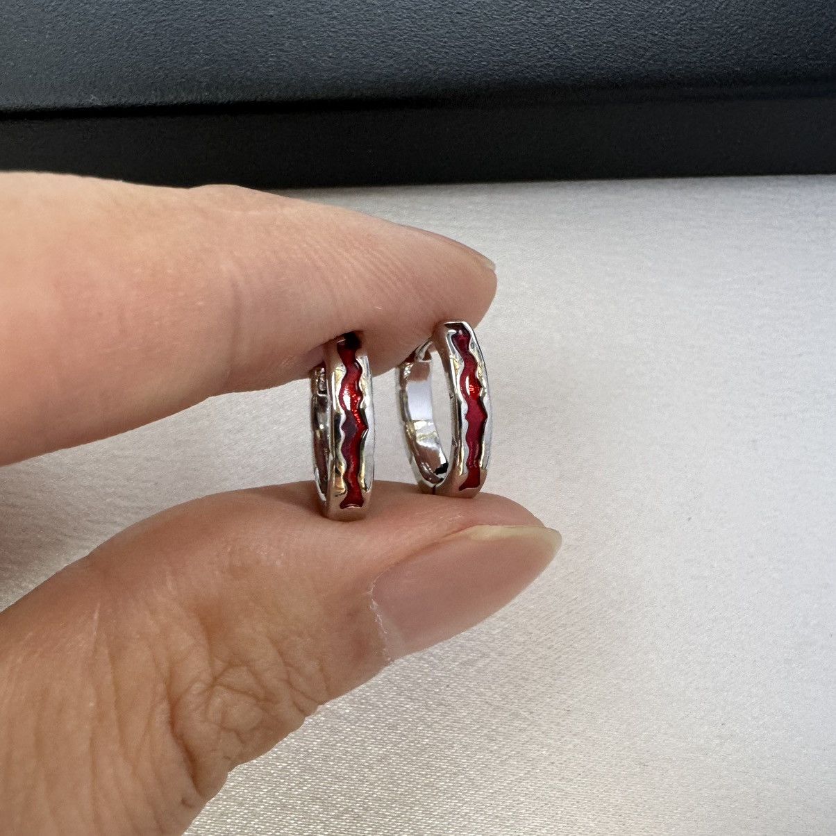Designer 15mm Small Hoop Earrings for Men Women Unisex Hip Hop Style Size ONE SIZE - 6 Thumbnail