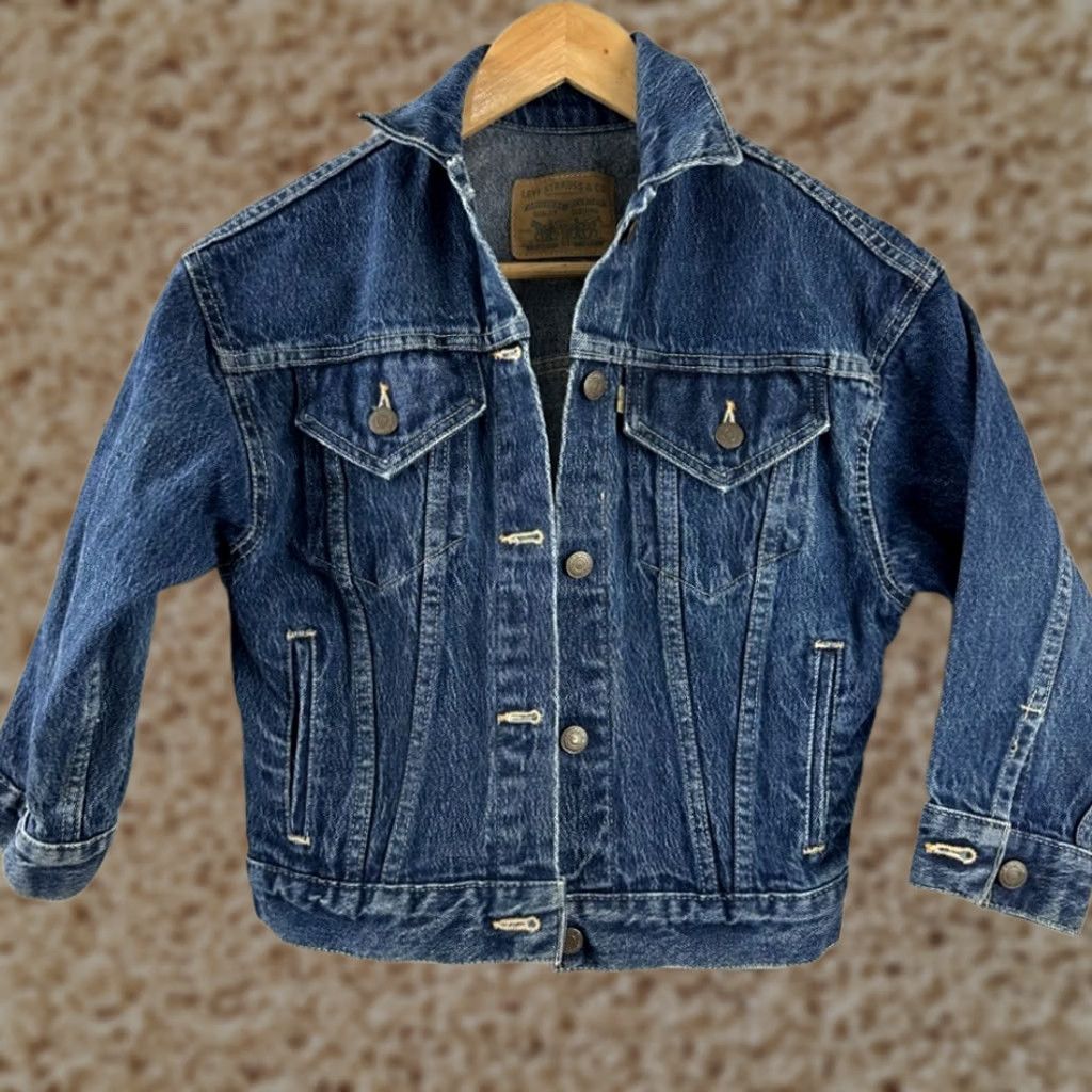 Levi's VINTAGE Levi’s denim trucker jacket Mens Small USA Blue Denim Model: Levi's Trucker Size US S / EU 44-46 / 1 - 1 Thumbnail