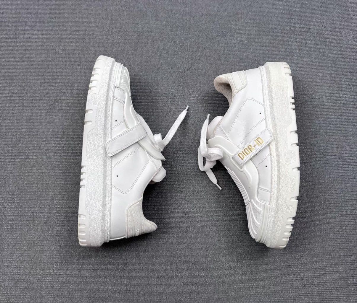 Dior DIOR ID White Low-Top Foil Print Logo Shell Toe Sneakers Size US 7 / IT 37 - 4 Thumbnail