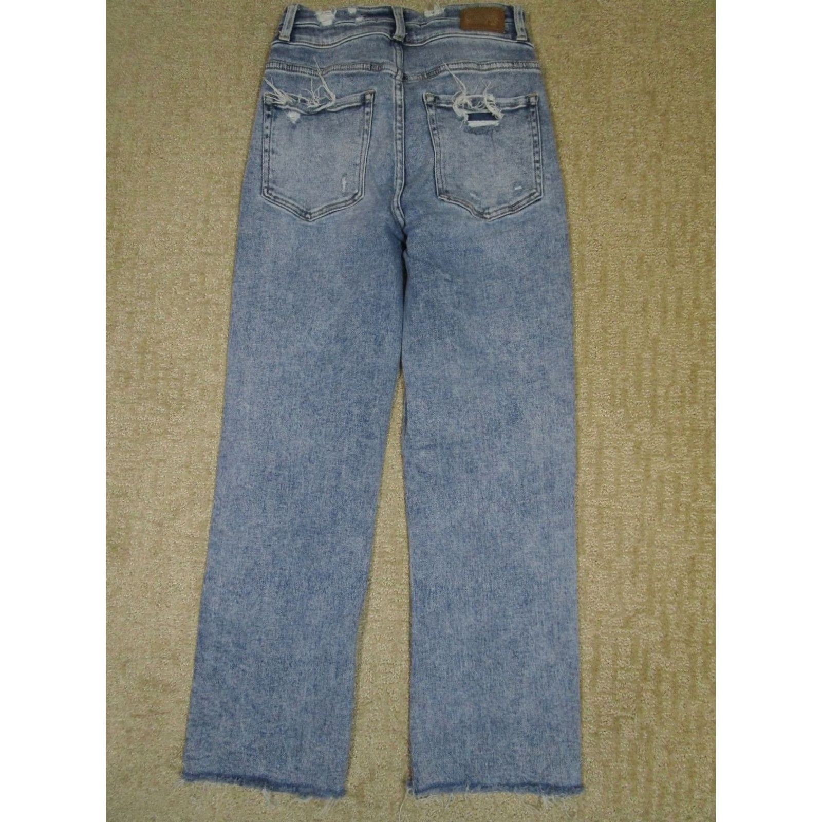 Vintage BKE Jeans Women 28 High Rise Slim Fit Cropped Buckle 5-Pocket Denim Blue Distressed Logo Shoes? Size 28" / US 6 / IT 42 - 3 Thumbnail