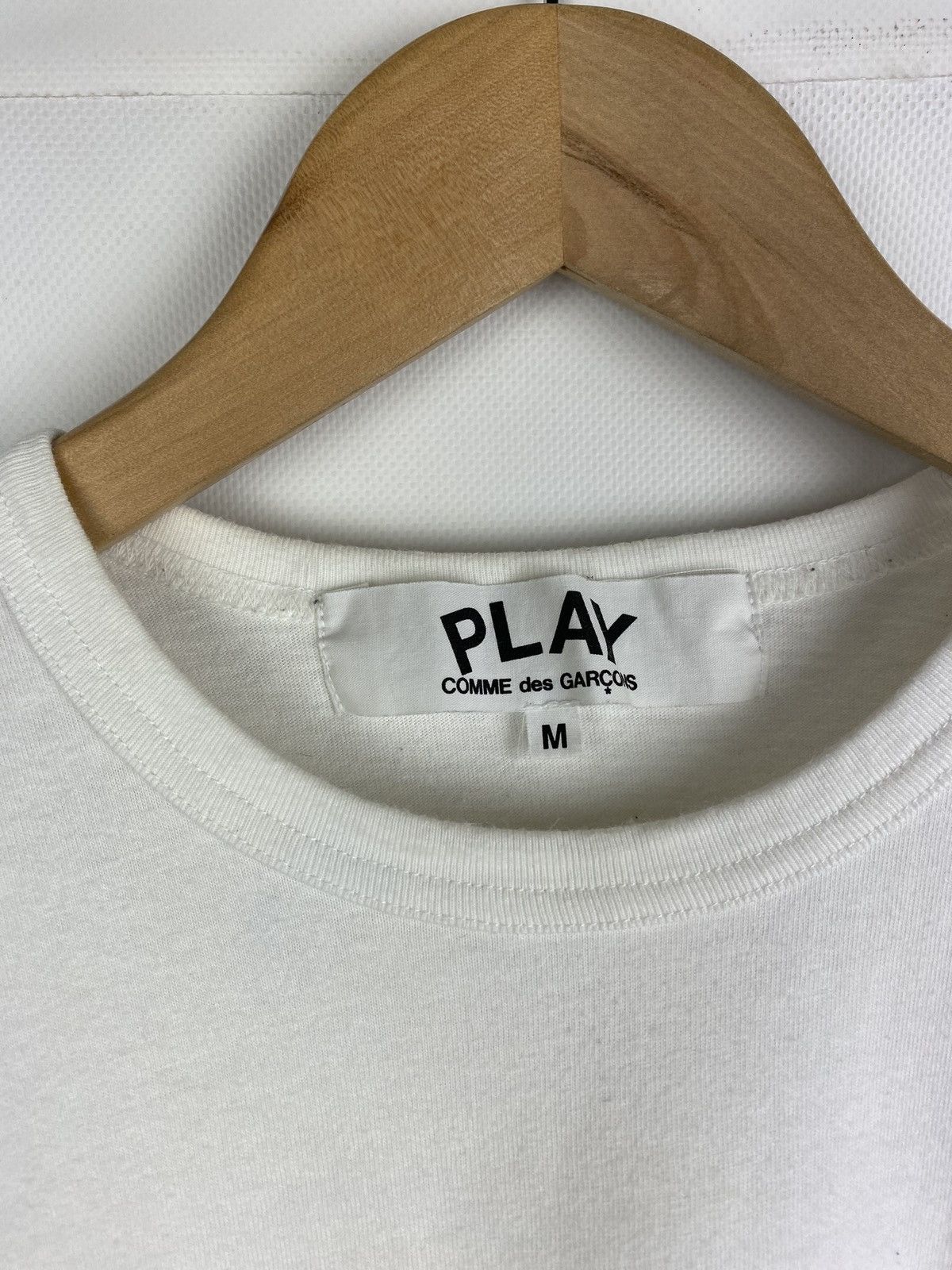 Comme des Garcons × Comme des Garcons PLAY CDG Play Comme Des Garçons men’s short sleeve t shirt Size US M / EU 48-50 / 2 - 6 Thumbnail