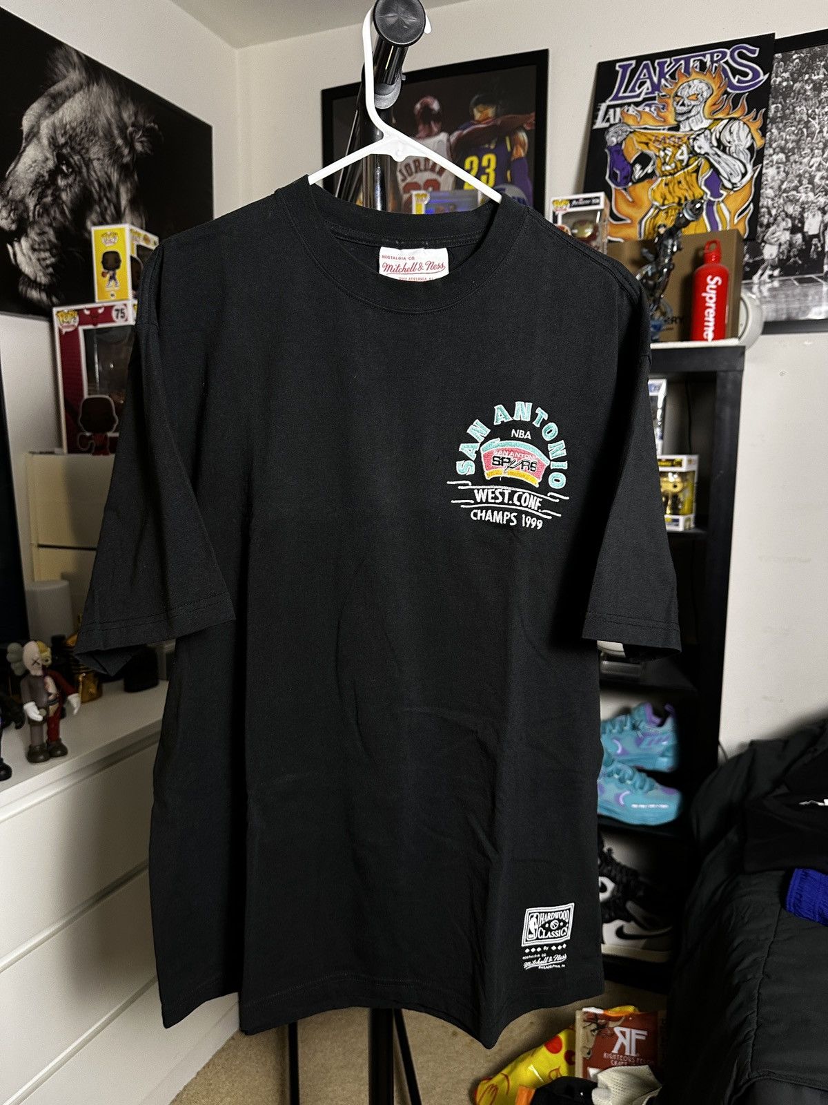 NBA Mitchell and Ness Spurs NBA Tee🏀🔥 Size US L / EU 52-54 / 3 - 2 Thumbnail