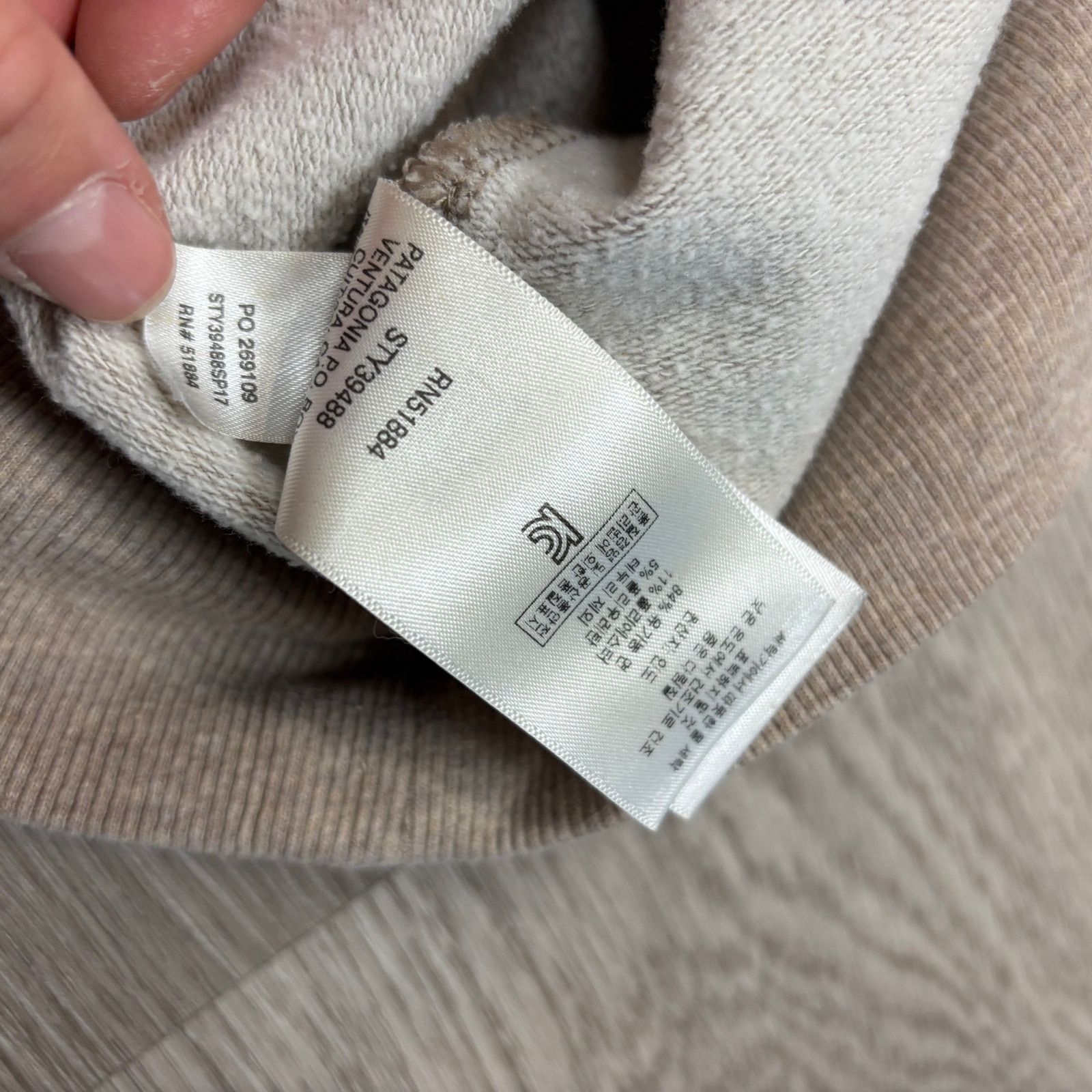 Patagonia Patagonia Iron Clad 1973 Mini Logo Sweatshirt Men's Small Size US S / EU 44-46 / 1 - 9 Thumbnail