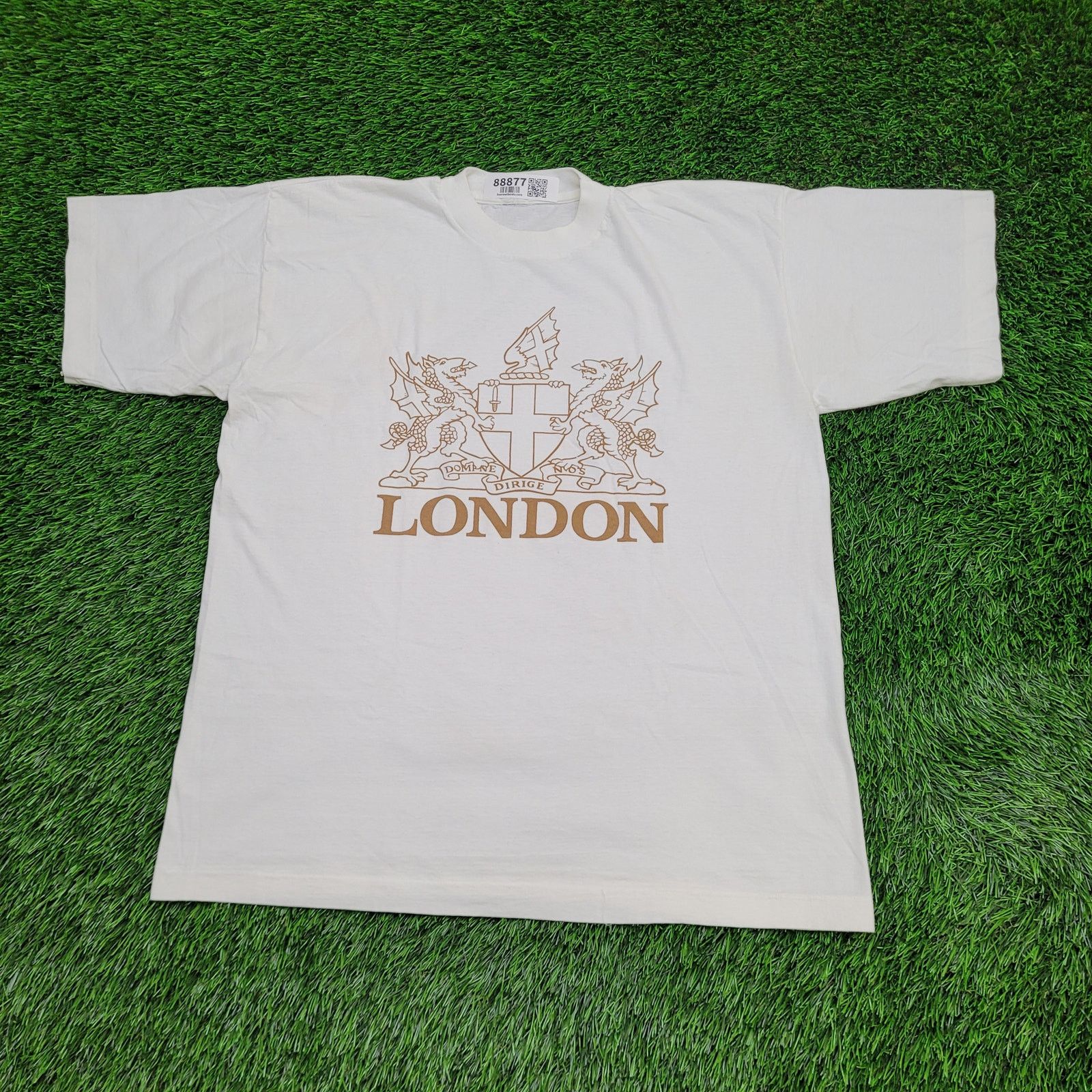 Fruit Of The Loom VTG London Dragon Crest T-Shirt Men's L Short Boxy Fit 80s Size US L / EU 52-54 / 3 - 1 Thumbnail