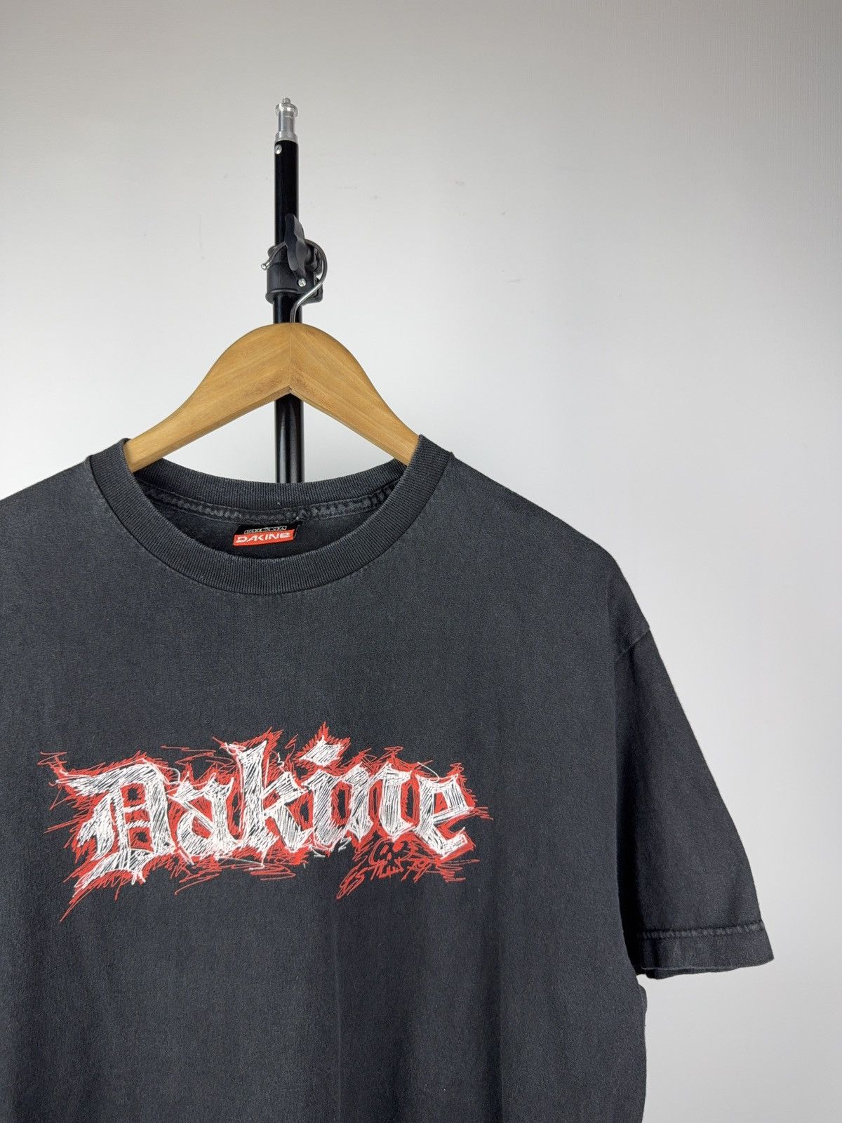 Dakine Vintage 90s Dakine Made in USA Graphic skateboard Faded Tee Size US L / EU 52-54 / 3 - 2 Thumbnail