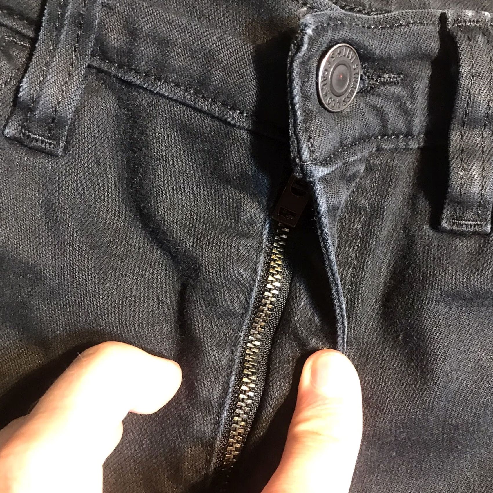 Levi's Levi's Jeans Womens 28x28 Black Skinny Stretch High Rise LINE 8 22774 Inseam 28in Slim 5-Pocket Denim Size 28" / US 6 / IT 42 - 6 Thumbnail