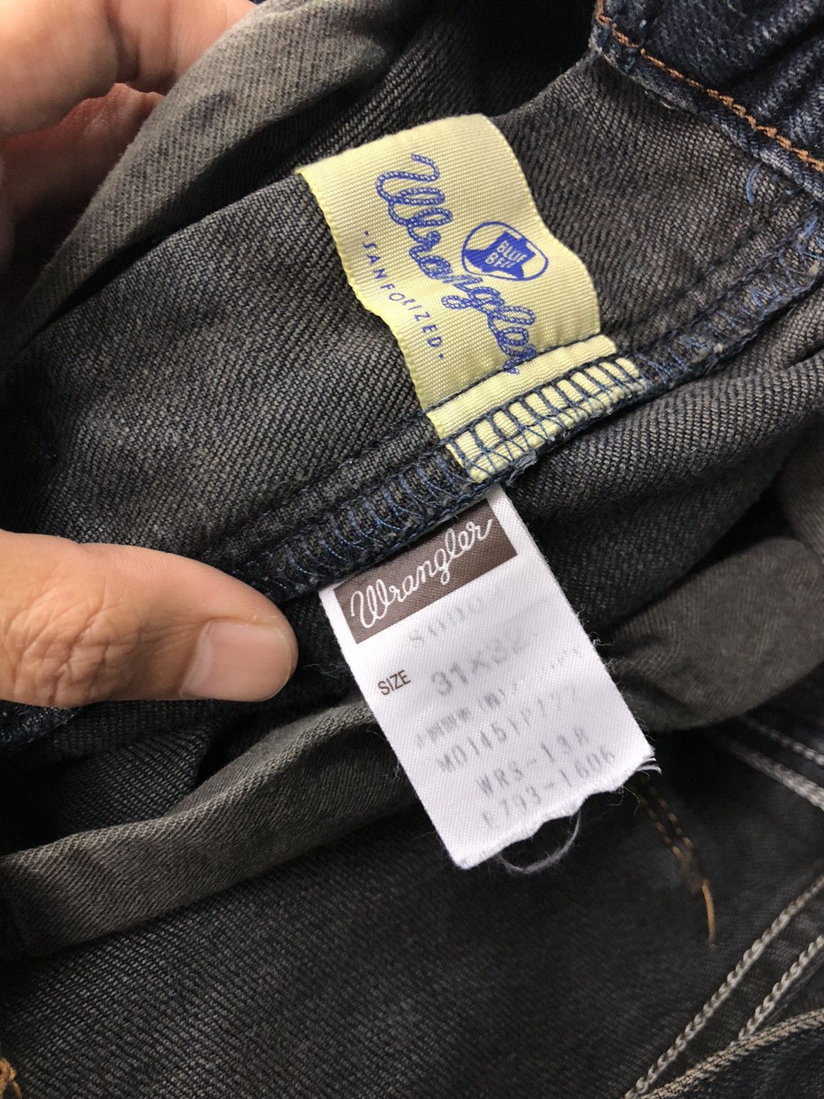 Wrangler Vintage Wrangler Blue Bell Faded Dark Blue Jeans Size US 30 / EU 46 - 18 Thumbnail